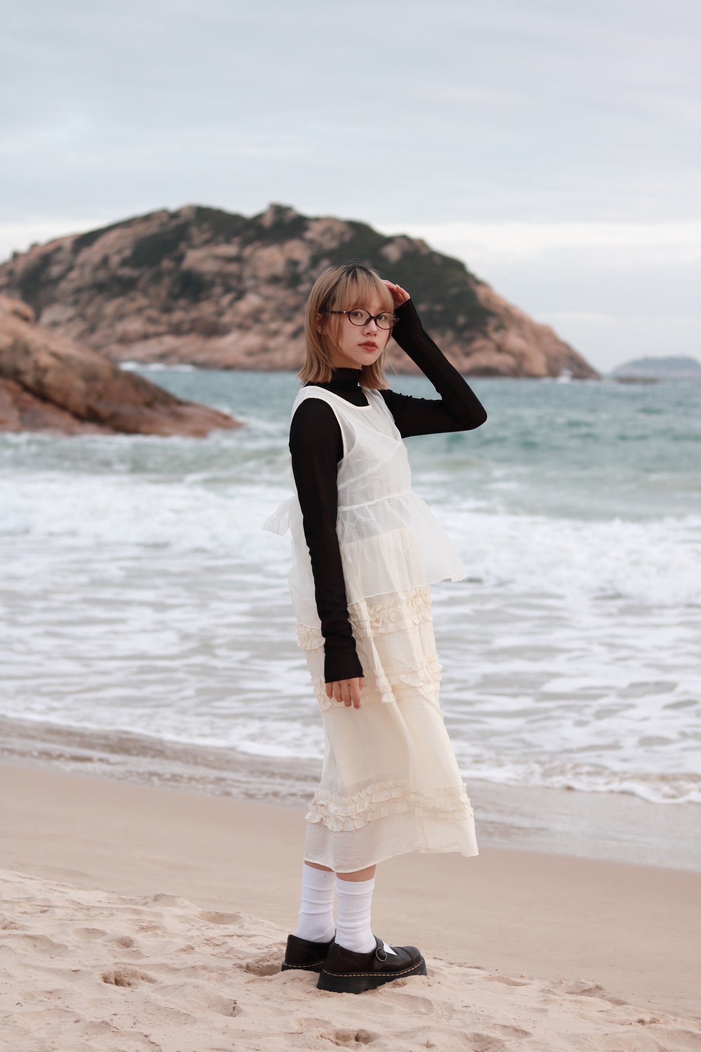 Doll Ribbon Sleeveless Top (White)