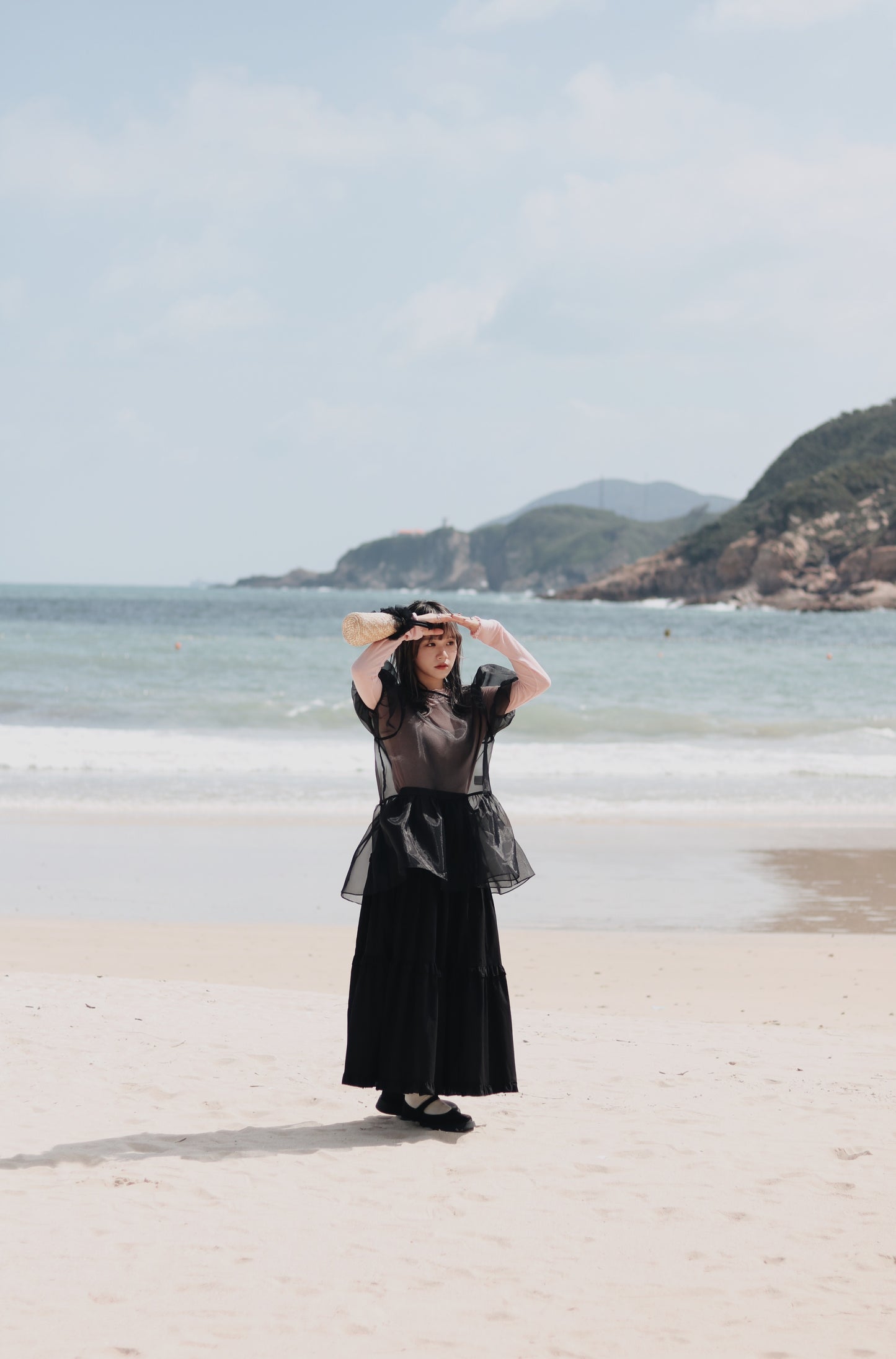 Doll Puff Sleeve Blouse (Black)