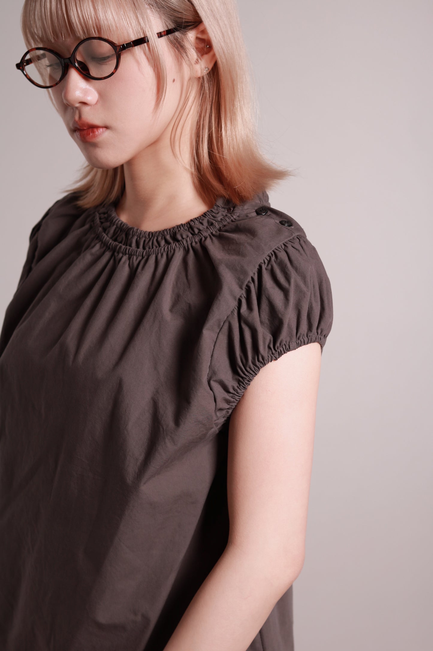 Puffie Blouse (Charcoal)