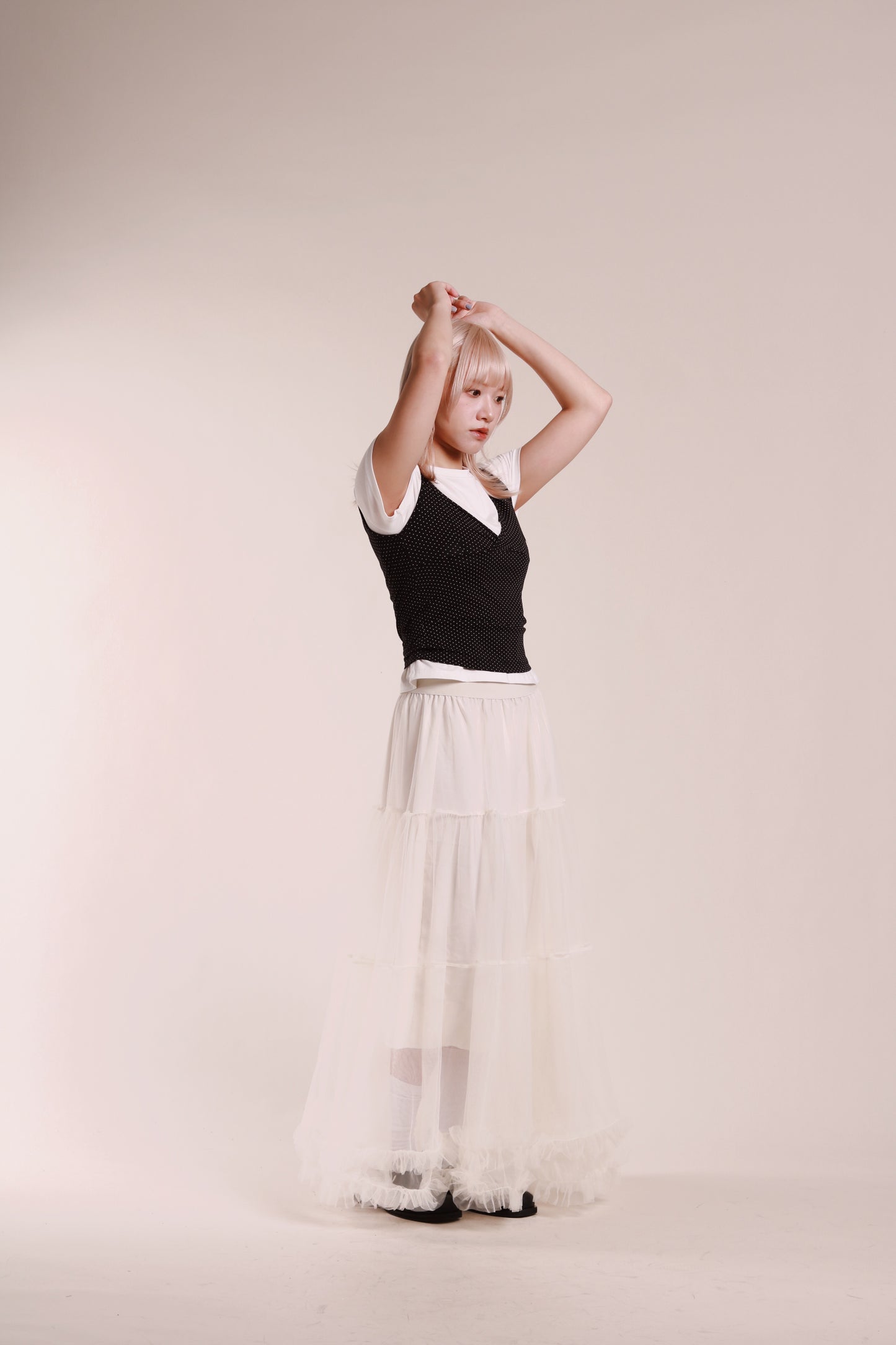 Dot Dot Sleeveless Top (Black)