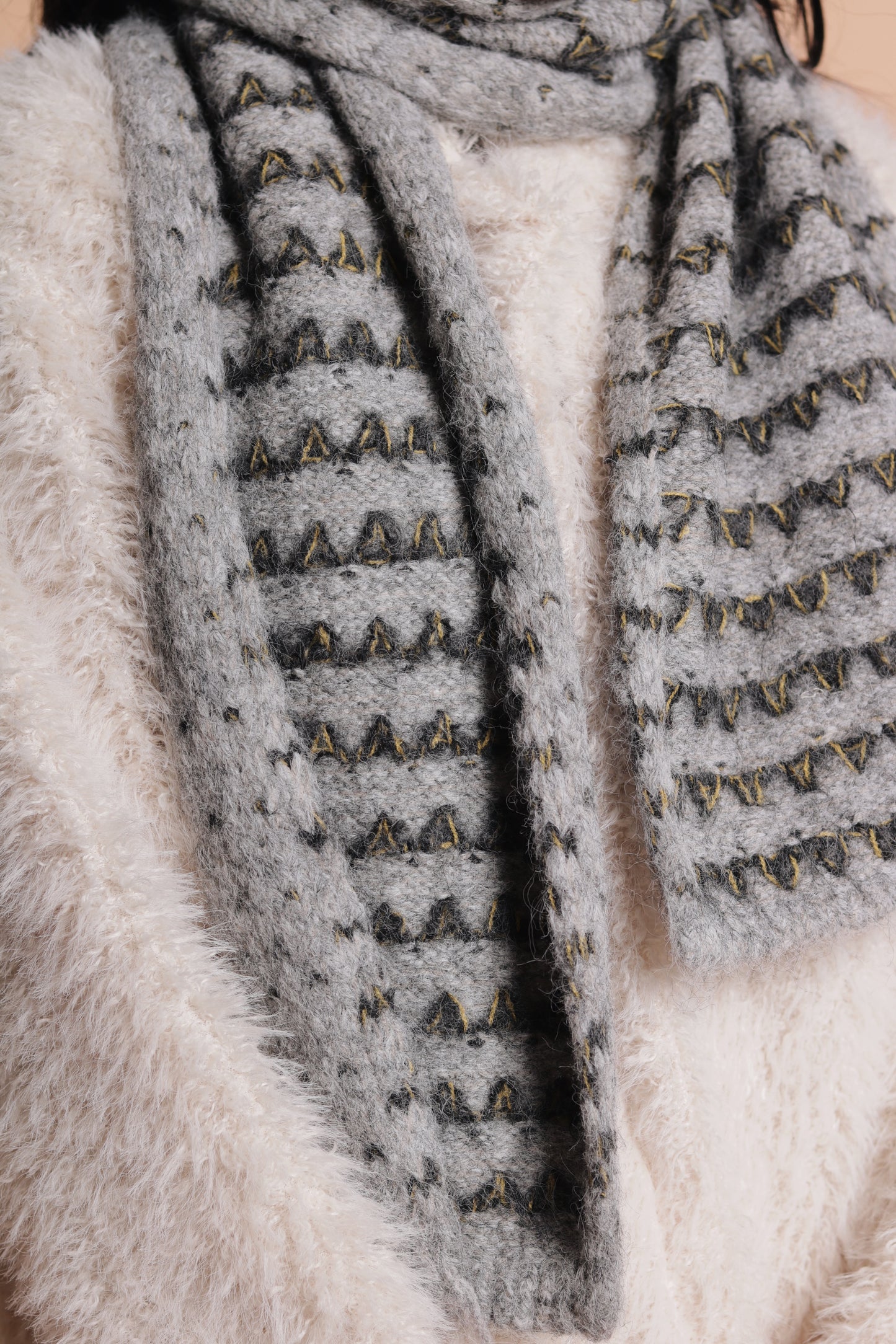 Fluffy Cardigan (Ivory)