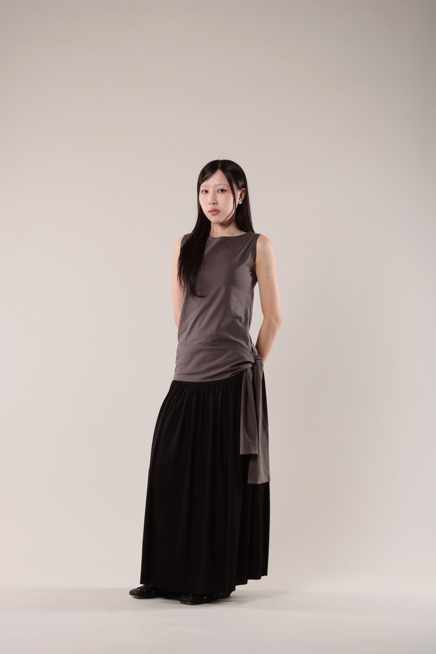 Amos Sleeveless Top (Brown)