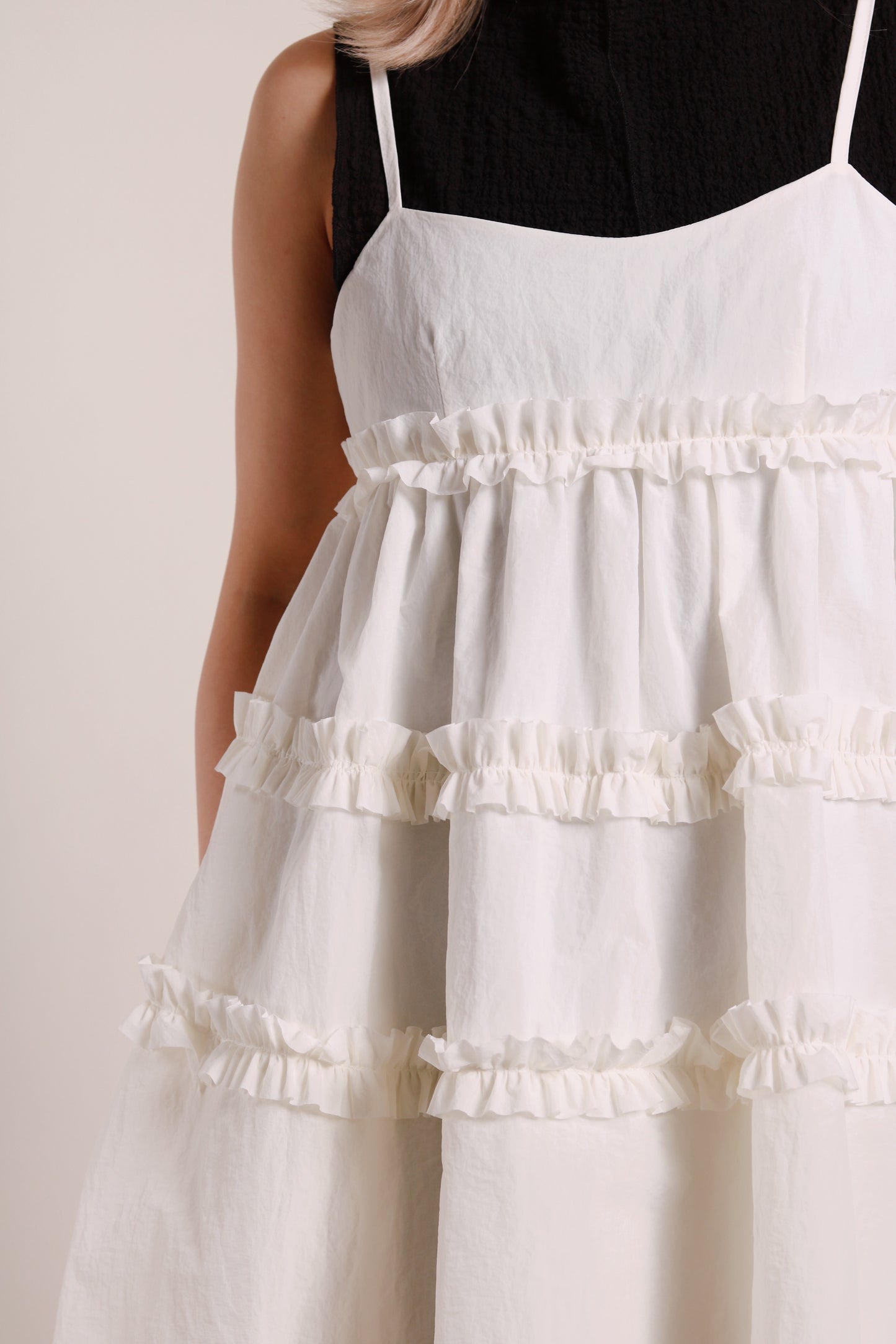 Ruffle Sleeveless Top (Black)