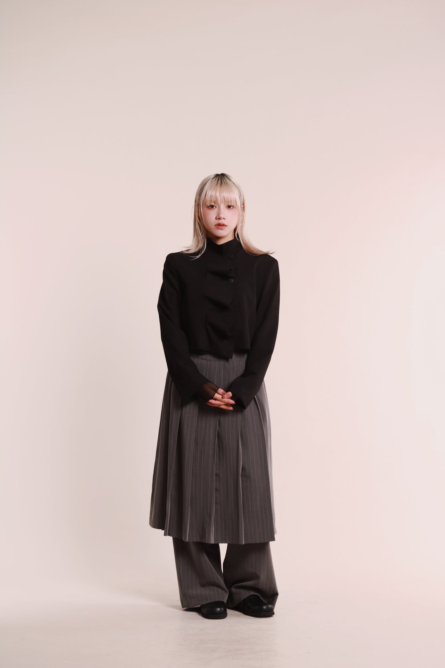 Gentle Pleat Jacket (Black)