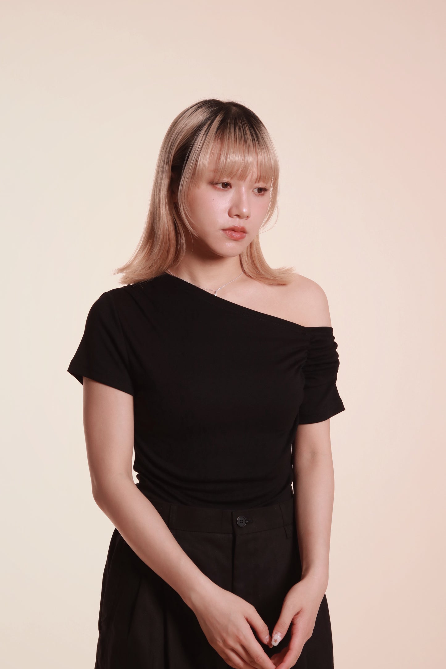 Asymmetry Top (Black)