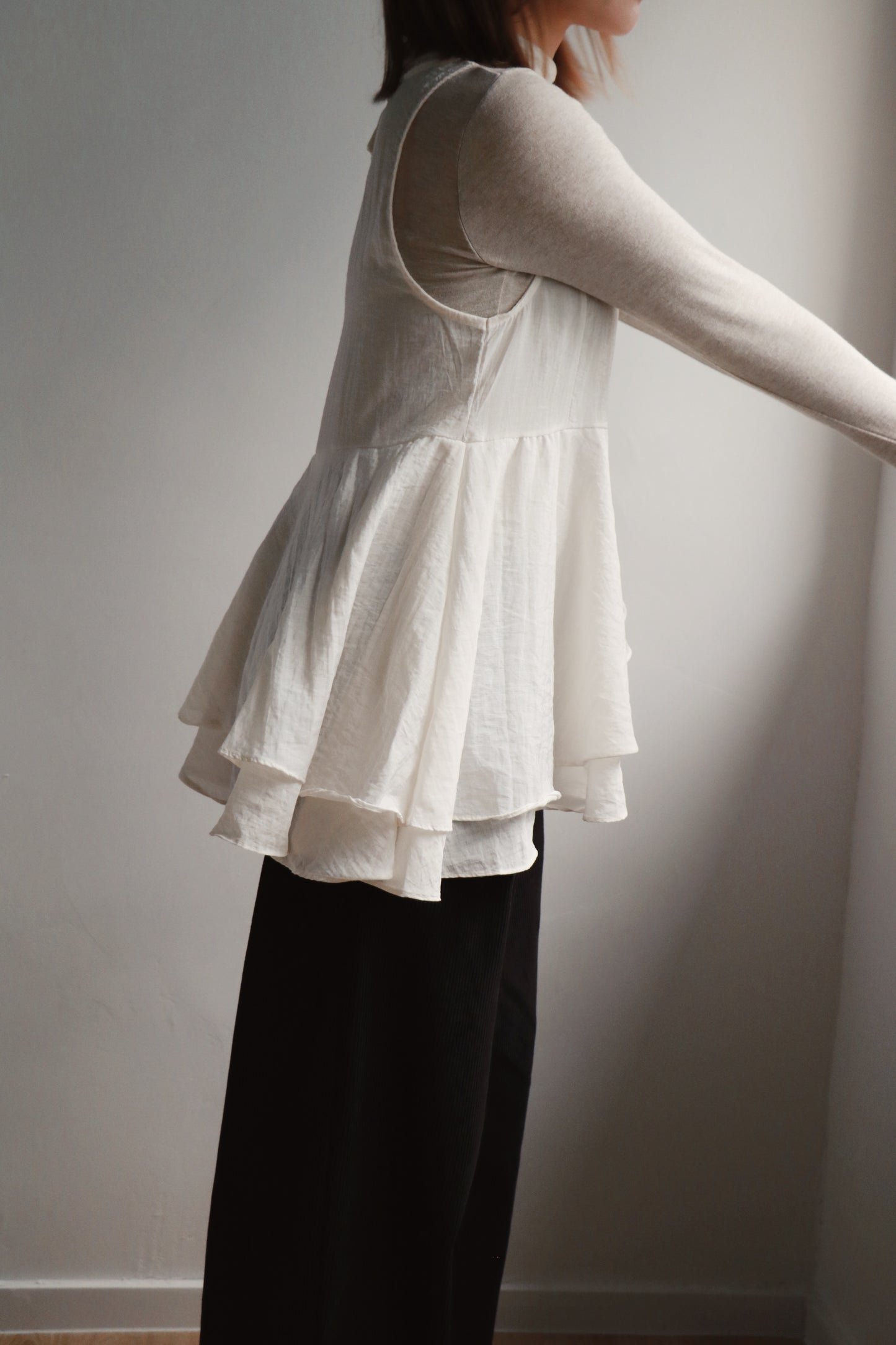 Ruffle Sleeveless Top (Ivory)