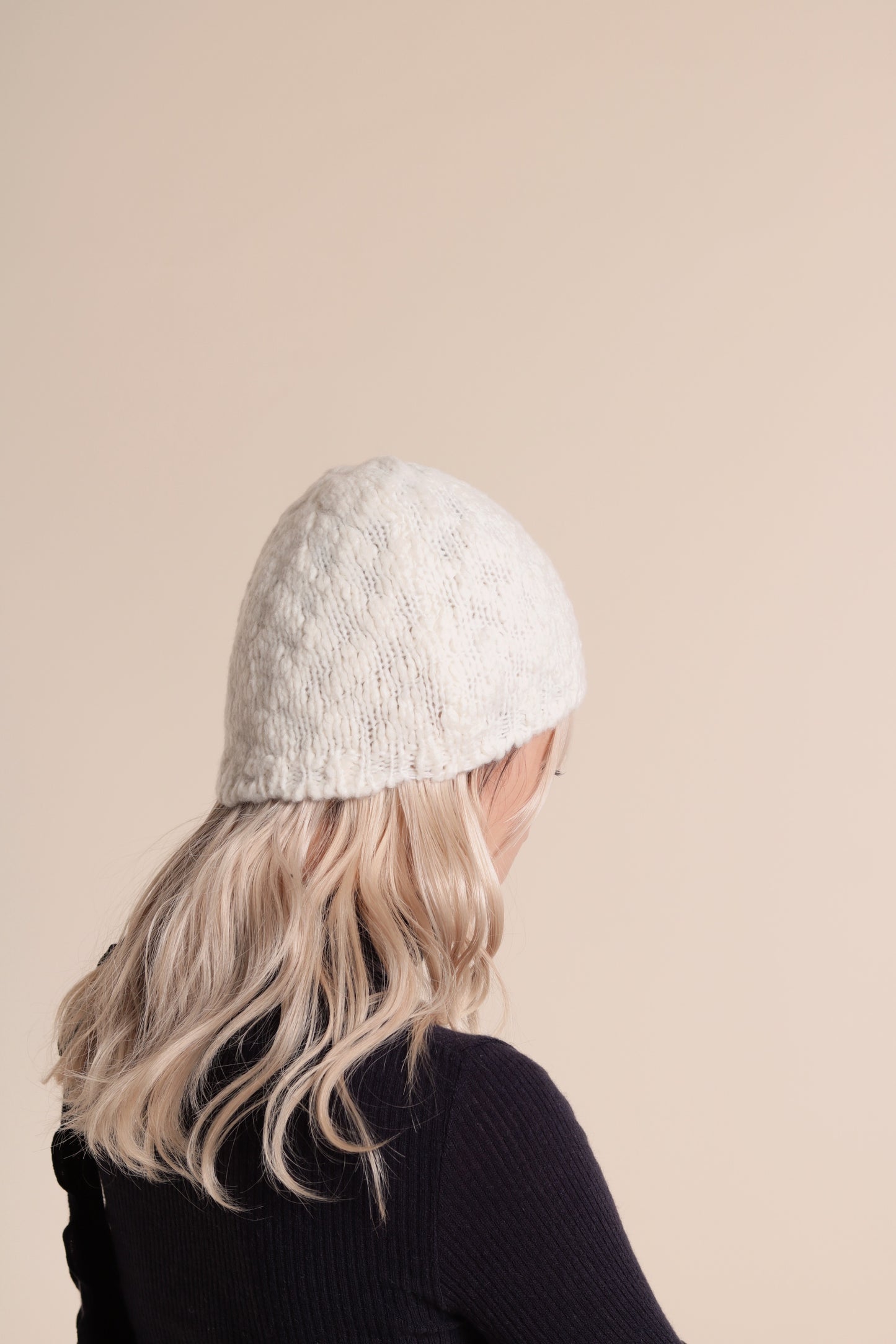 Knit Beanie (White)