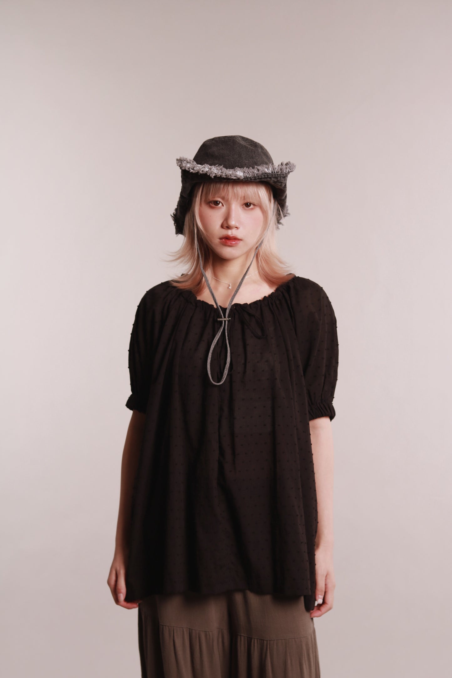 Dot Dot Blouse (Black)