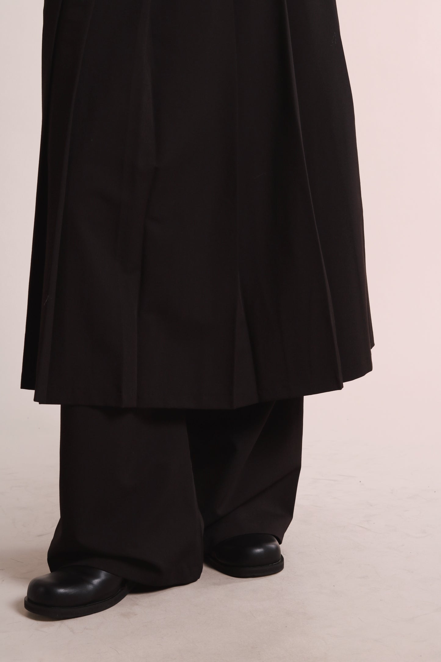 Layered Pleat Pants (Black)