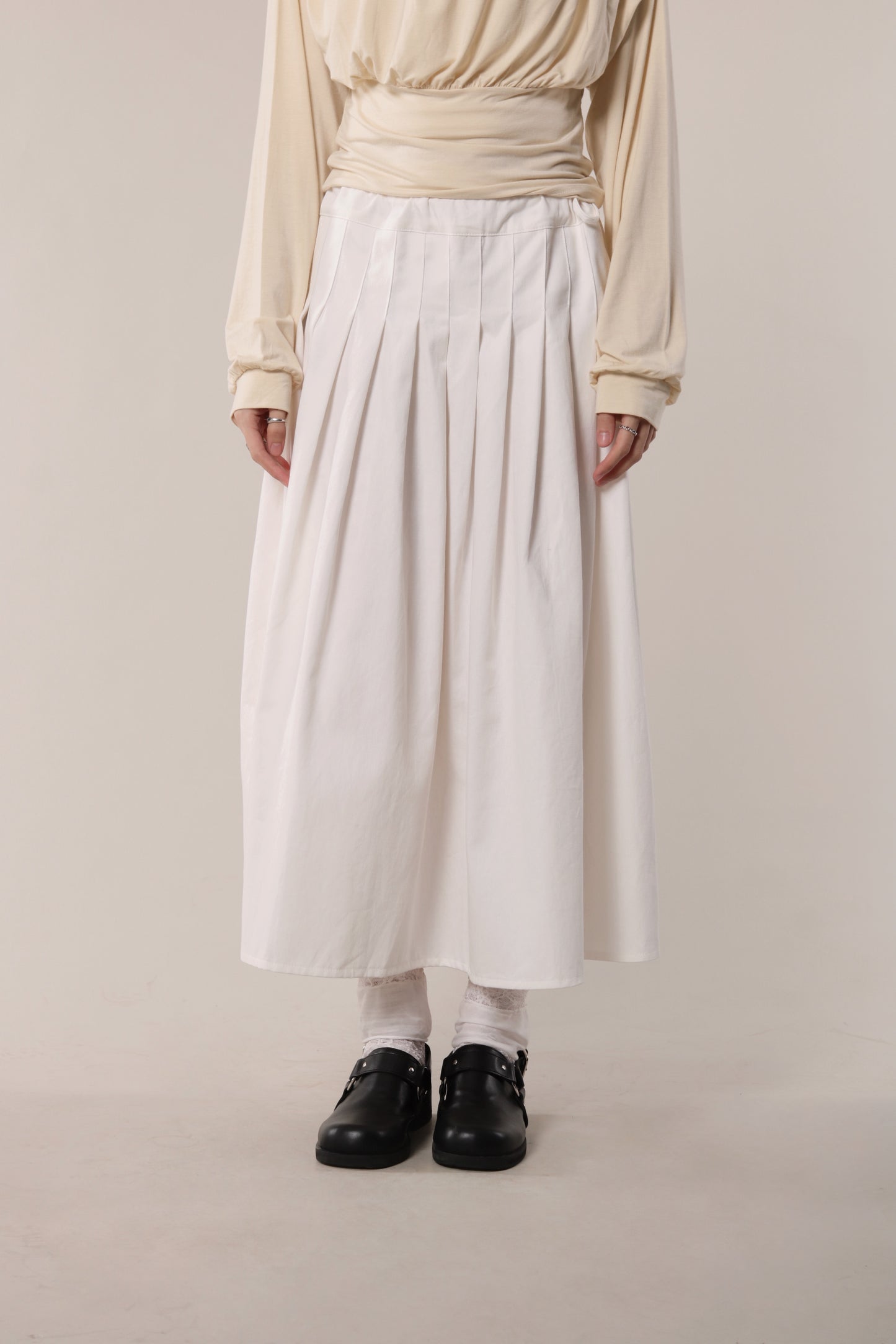 Pleated Skirt (Ivory)