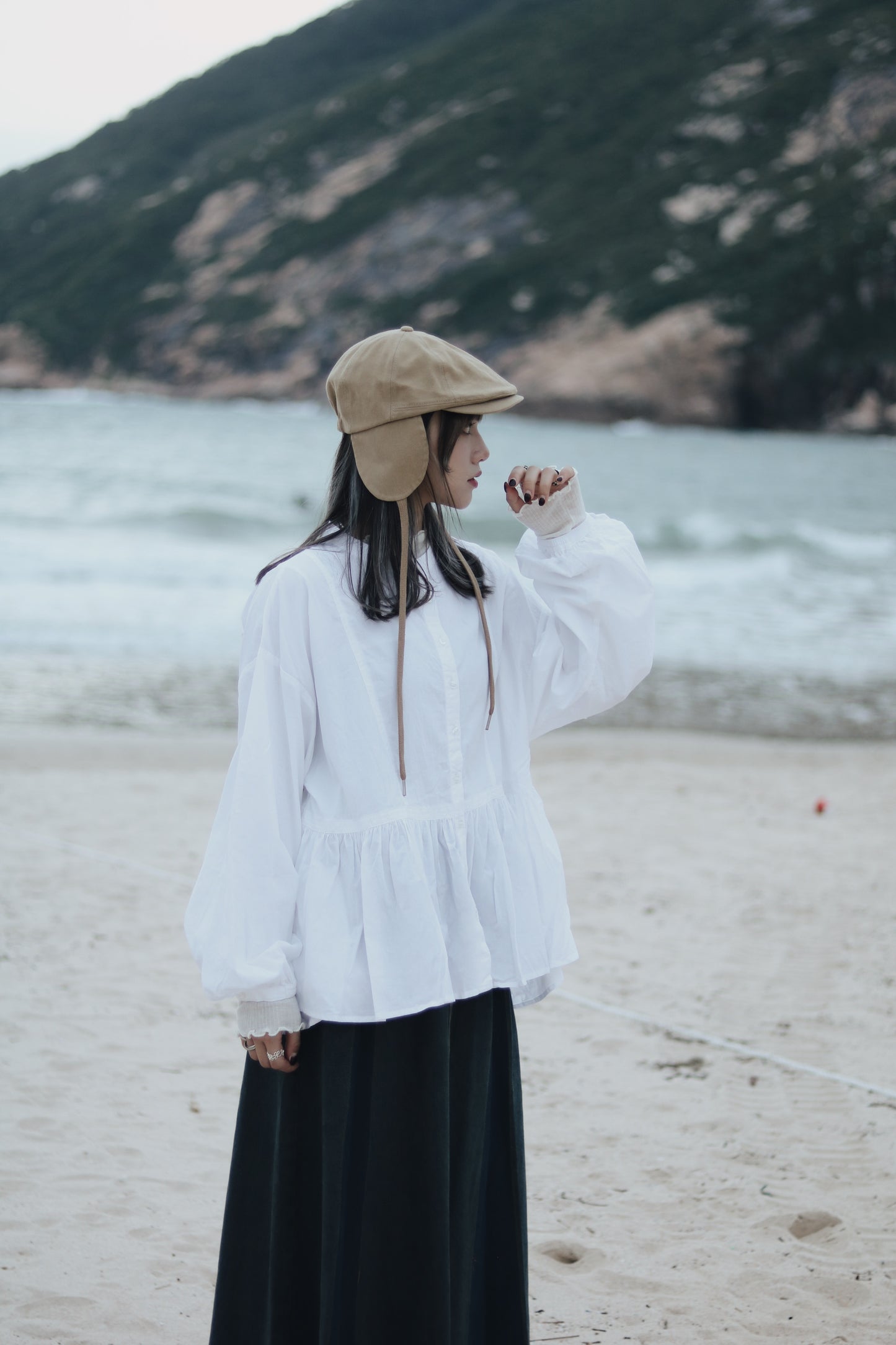 Snoopy Hat (Beige/Black/White)