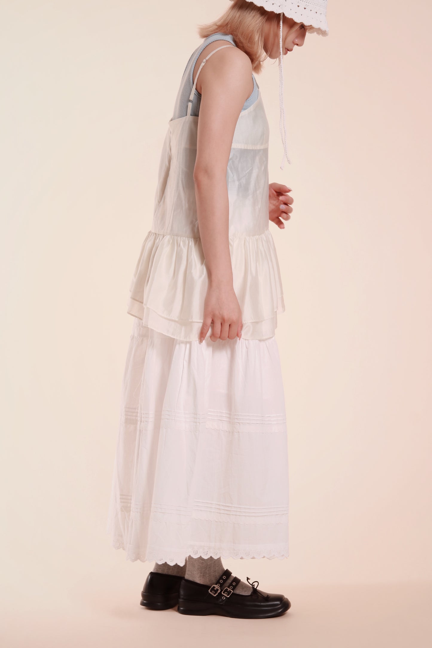 Ruffle Sleeveless Top (Ivory)
