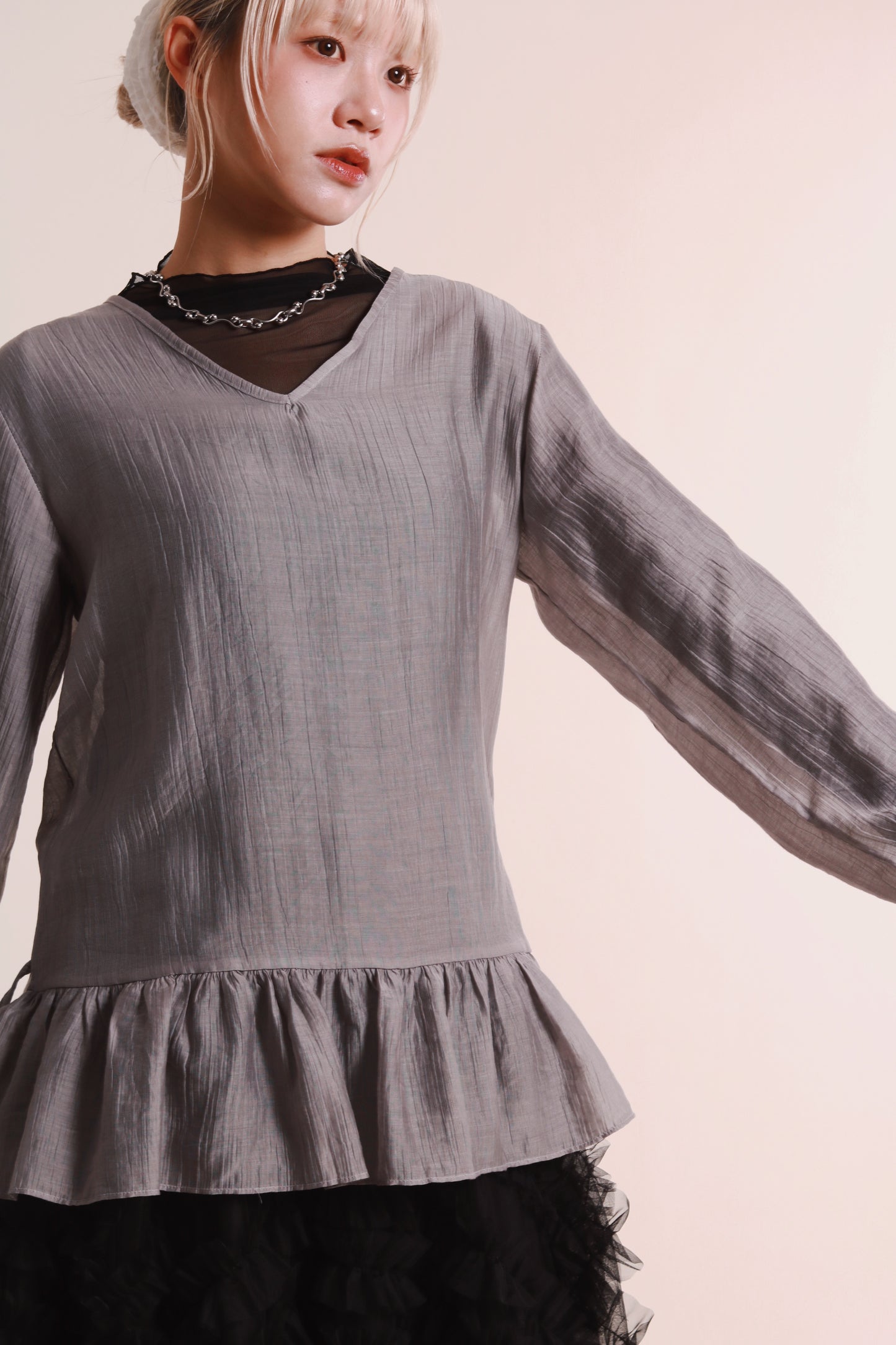 Doll Ruffle Blouse (Grey)
