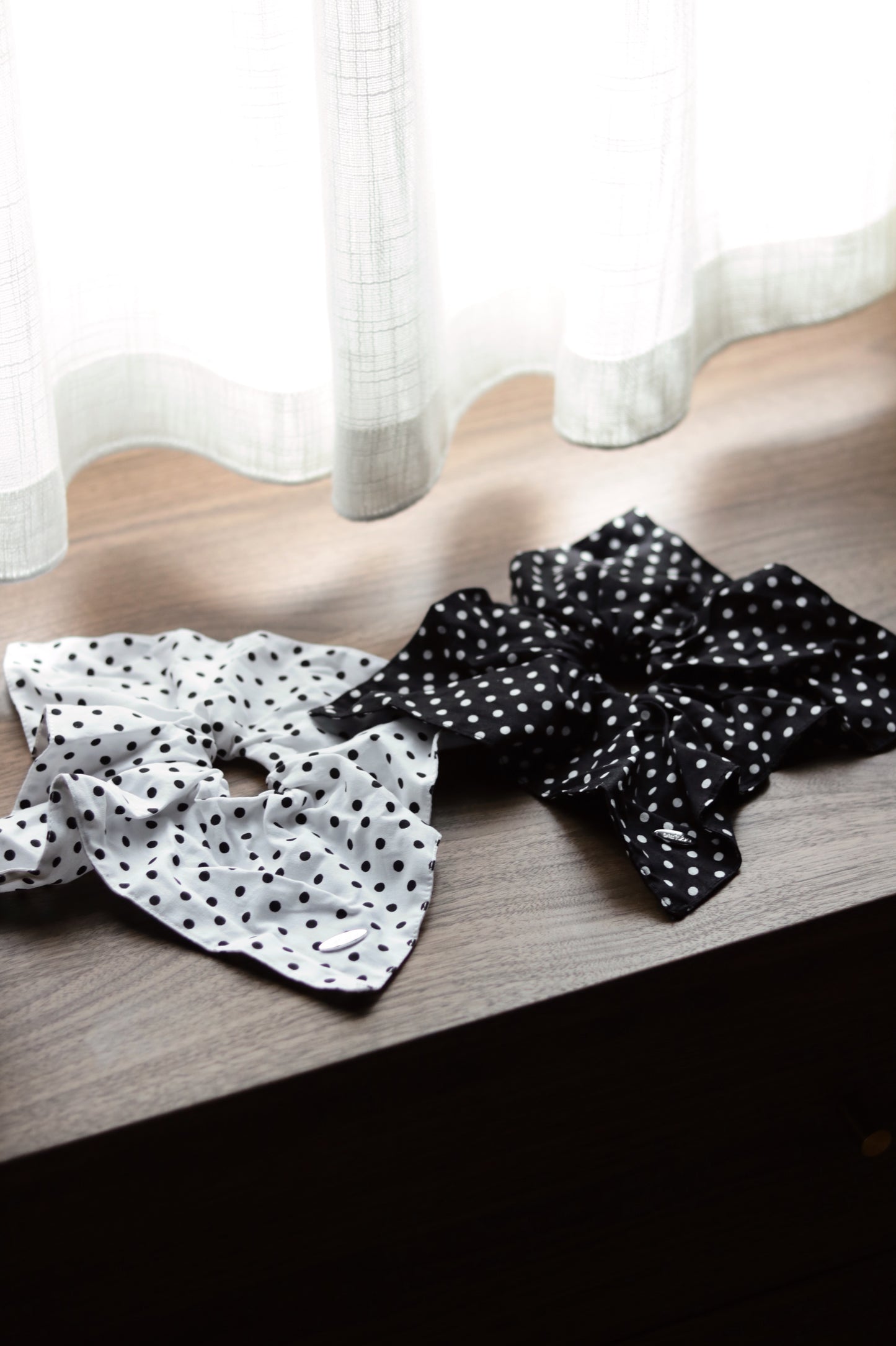 Polka Dot Scrunchie (Black/White)