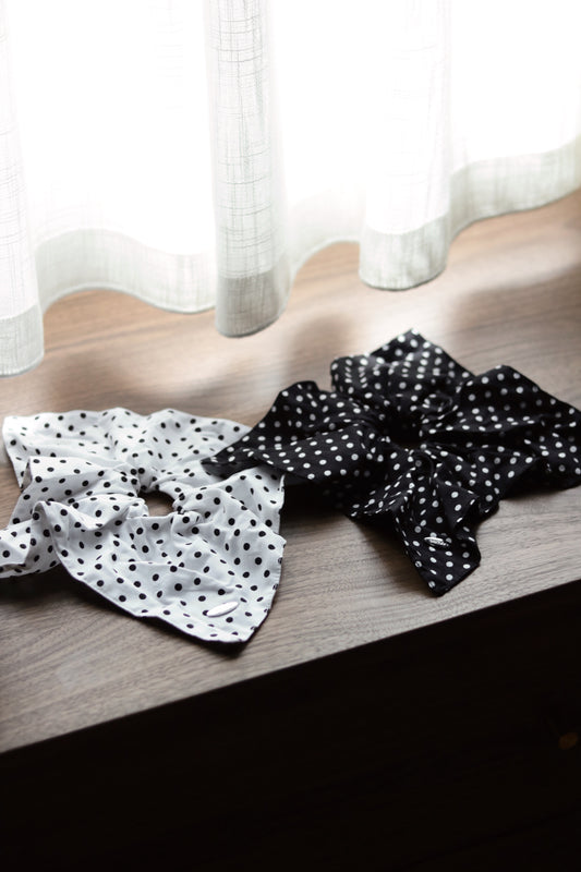 Polka Dot Scrunchie (Black/White)