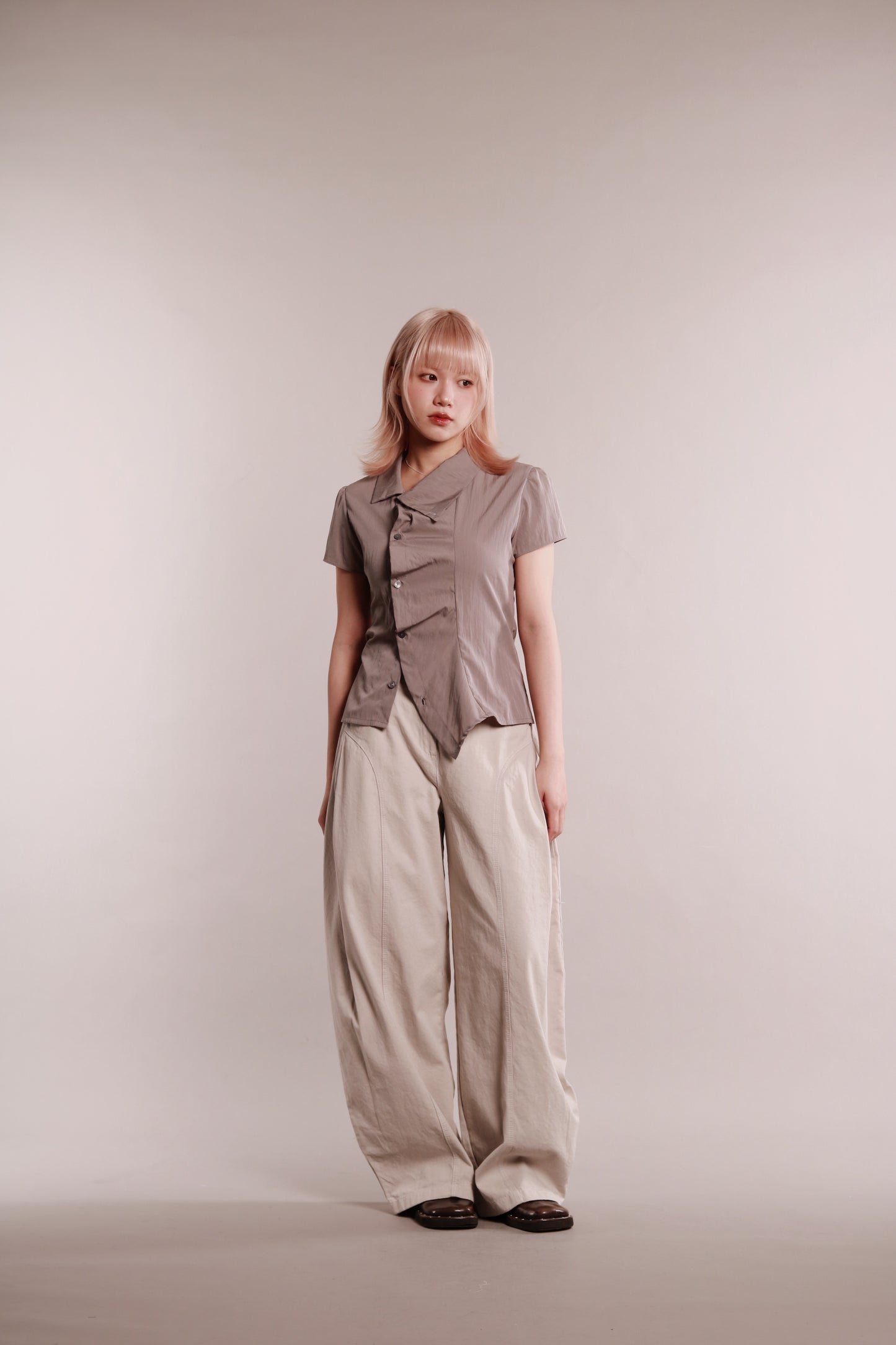Gentle Pleat Shirt (Grey)
