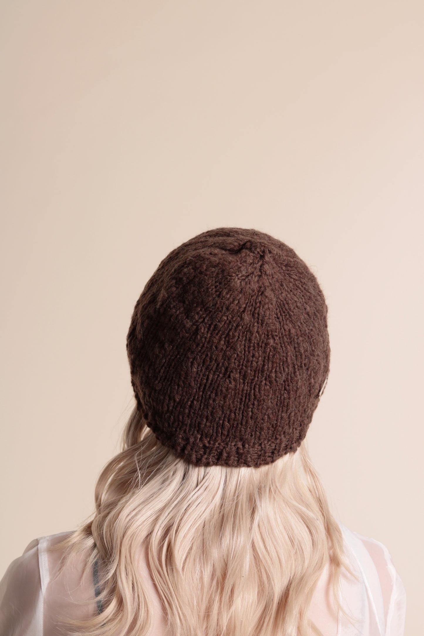 Knit Beanie (Brown)