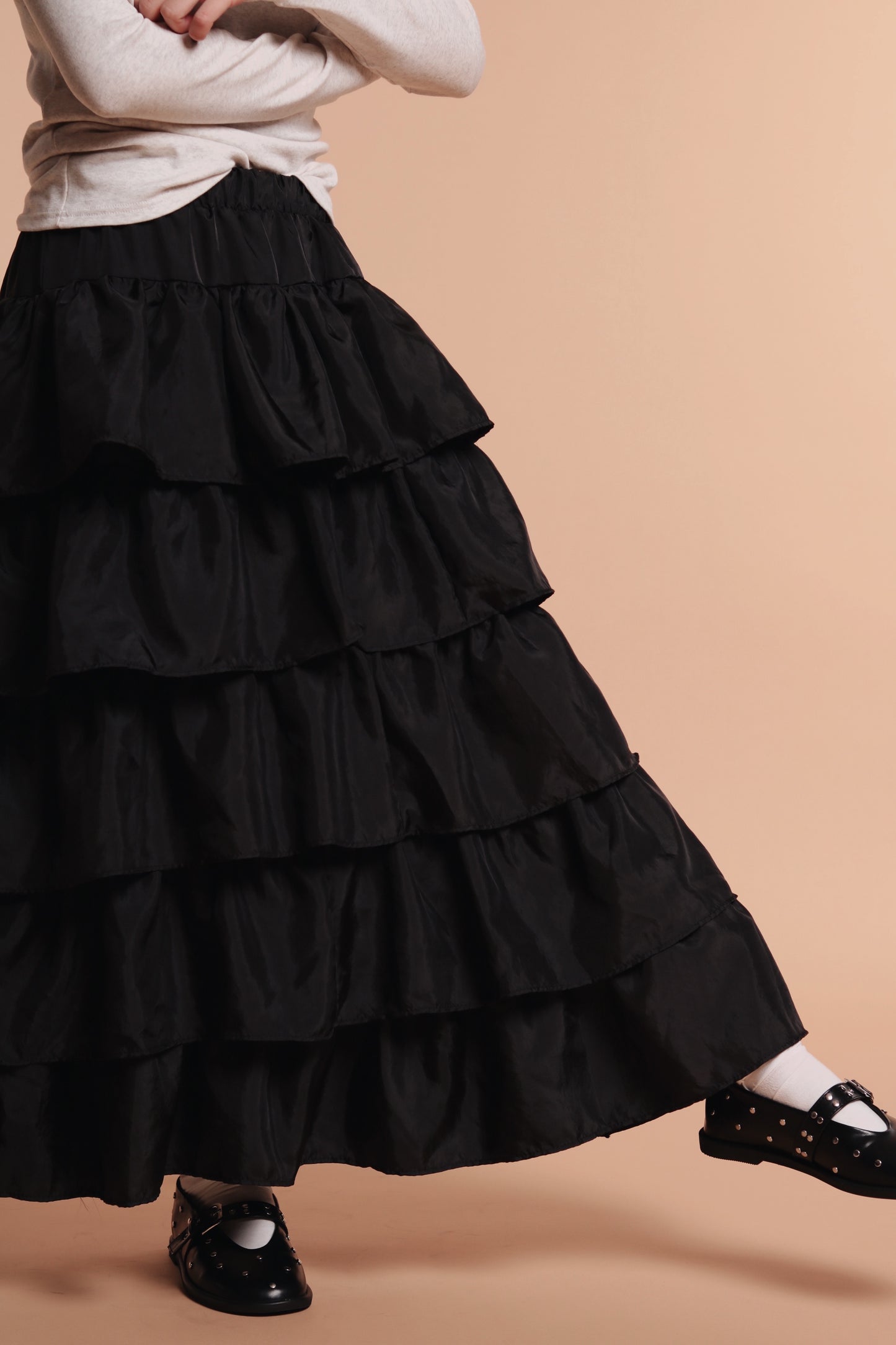 Ruffle Tiered Skirt (Black)