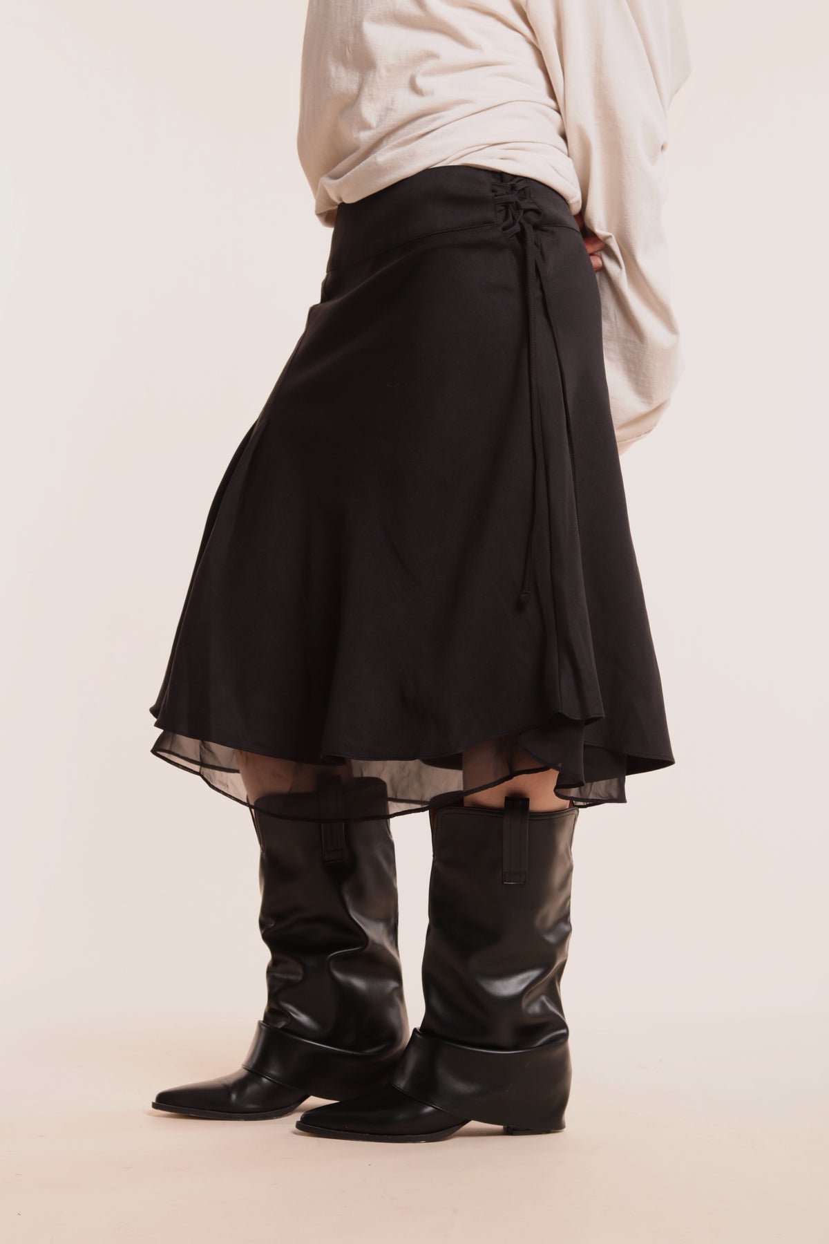 Edgy Skirt (Black)