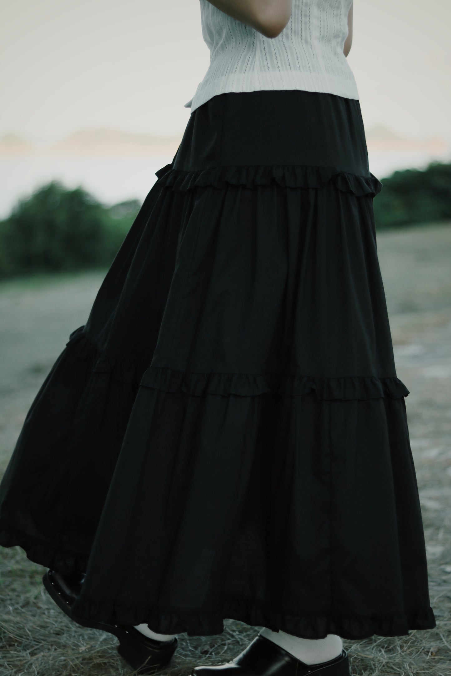 Ruffle Skirt (Black)