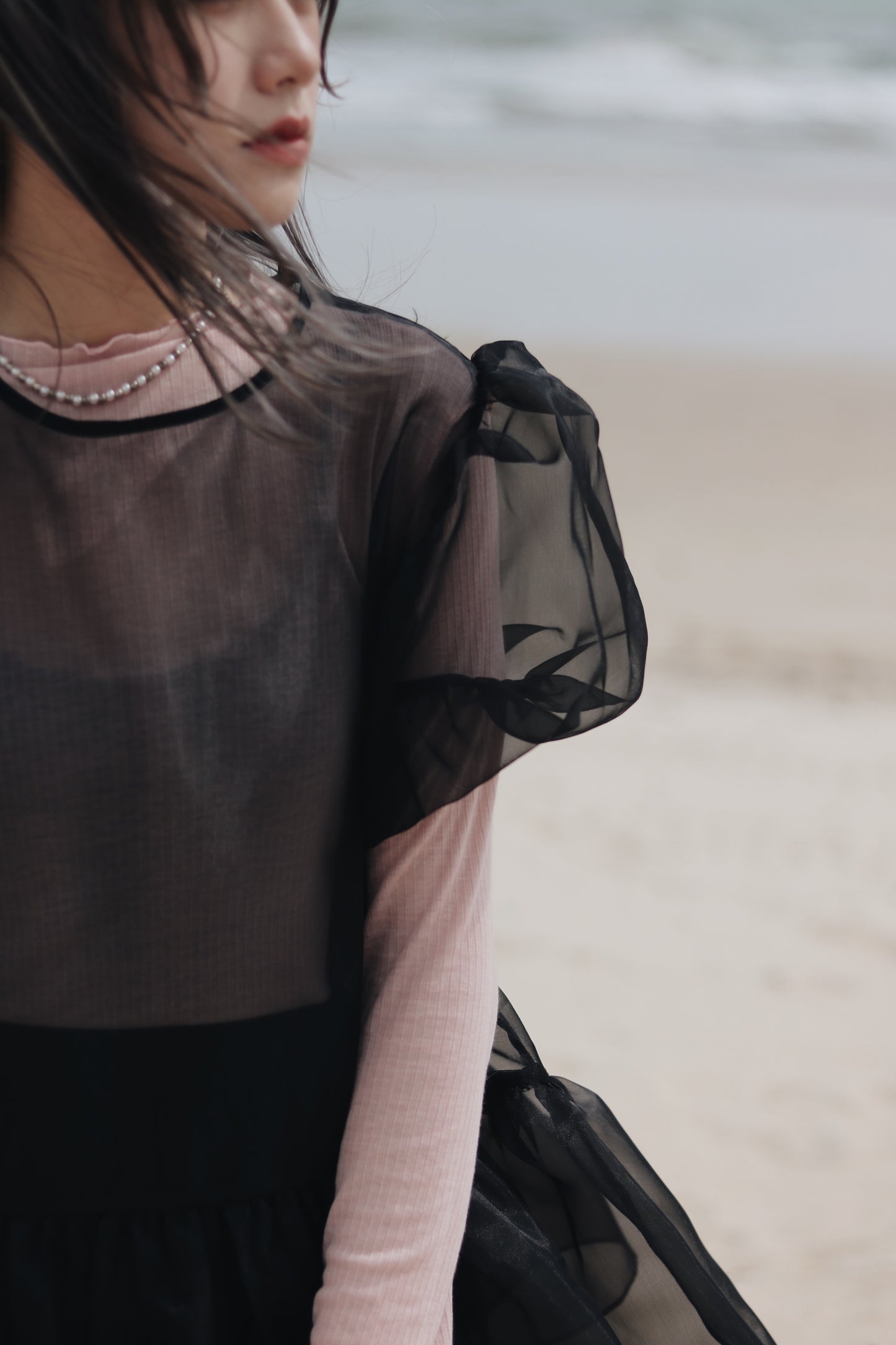 Doll Puff Sleeve Blouse (Black)