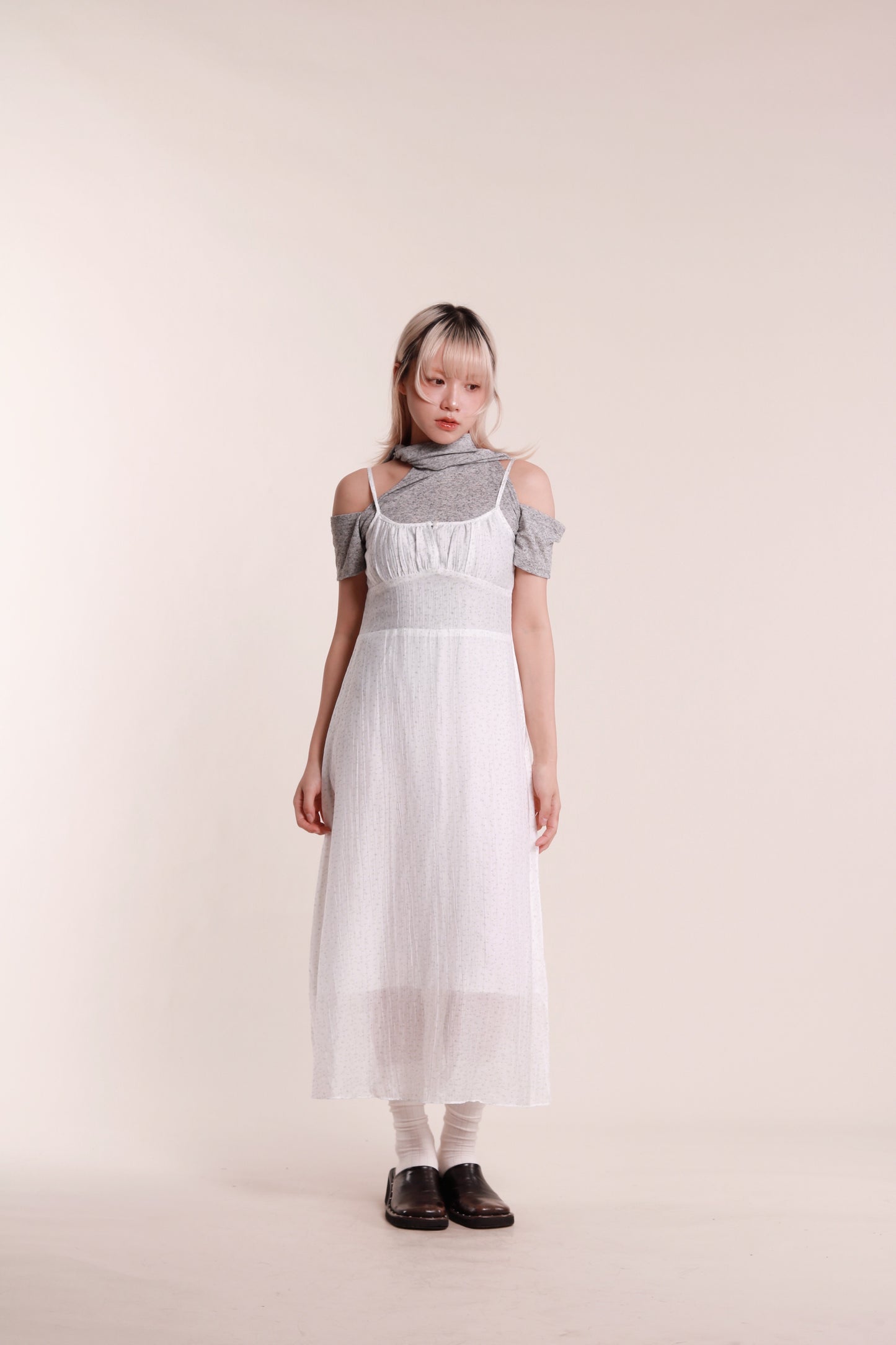 Floral Sleeveless Dress (White)