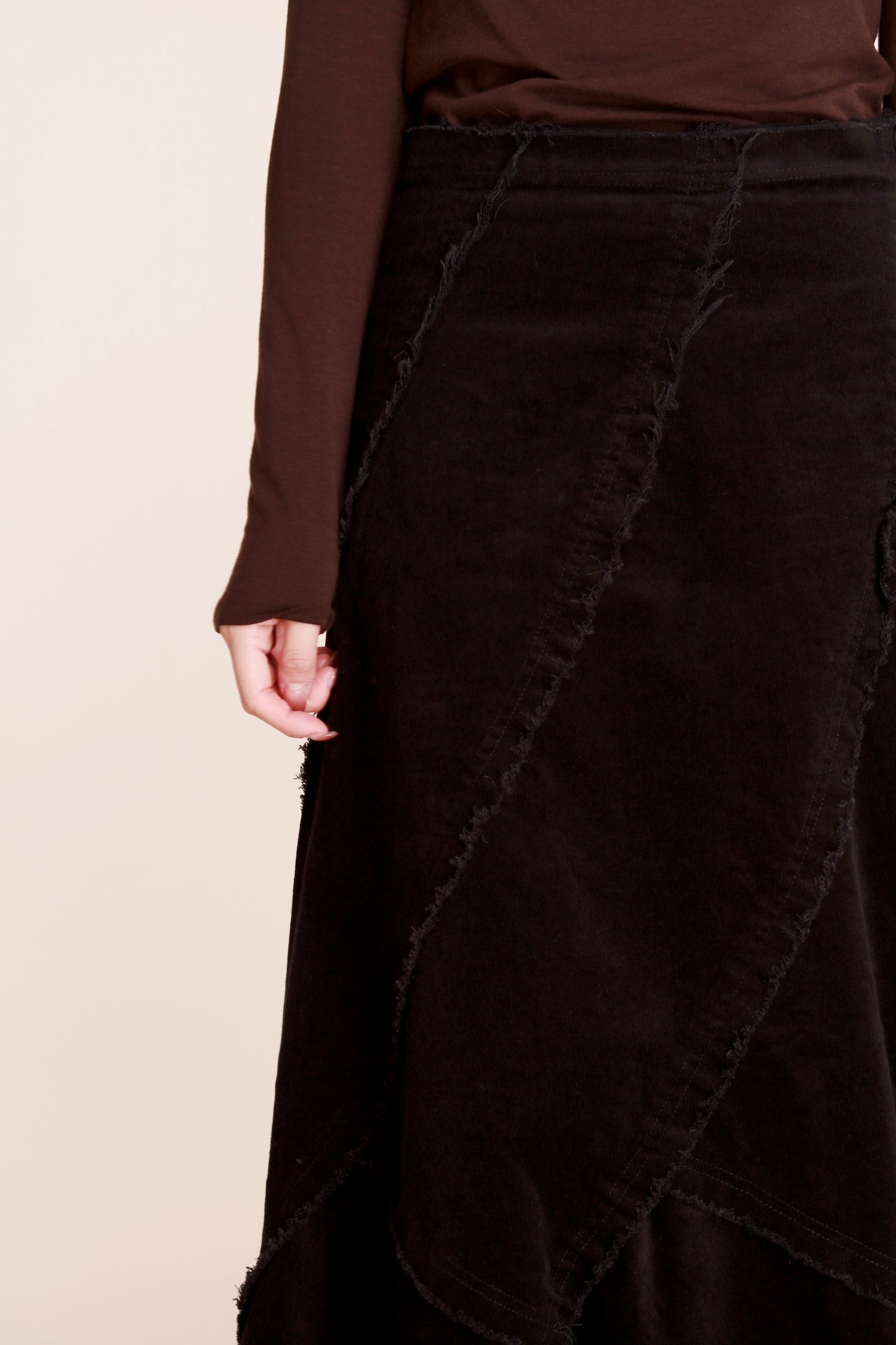 Frayed Mermaid Skirt (Black)