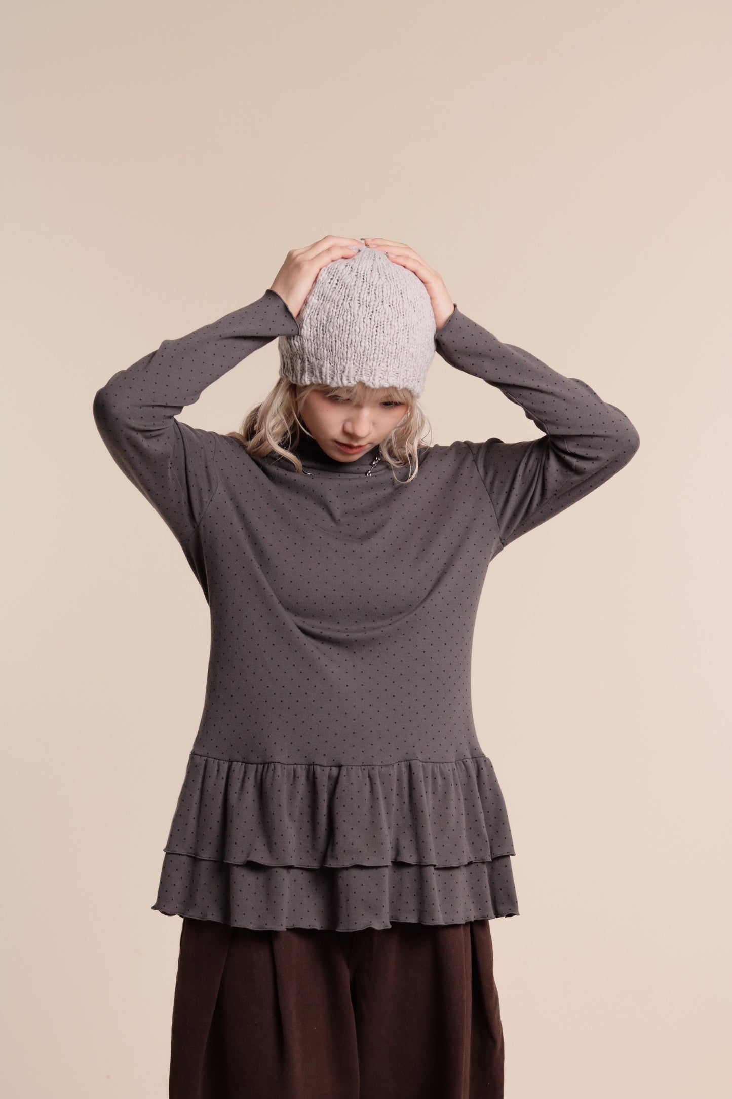 Knit Beanie (Light Grey)