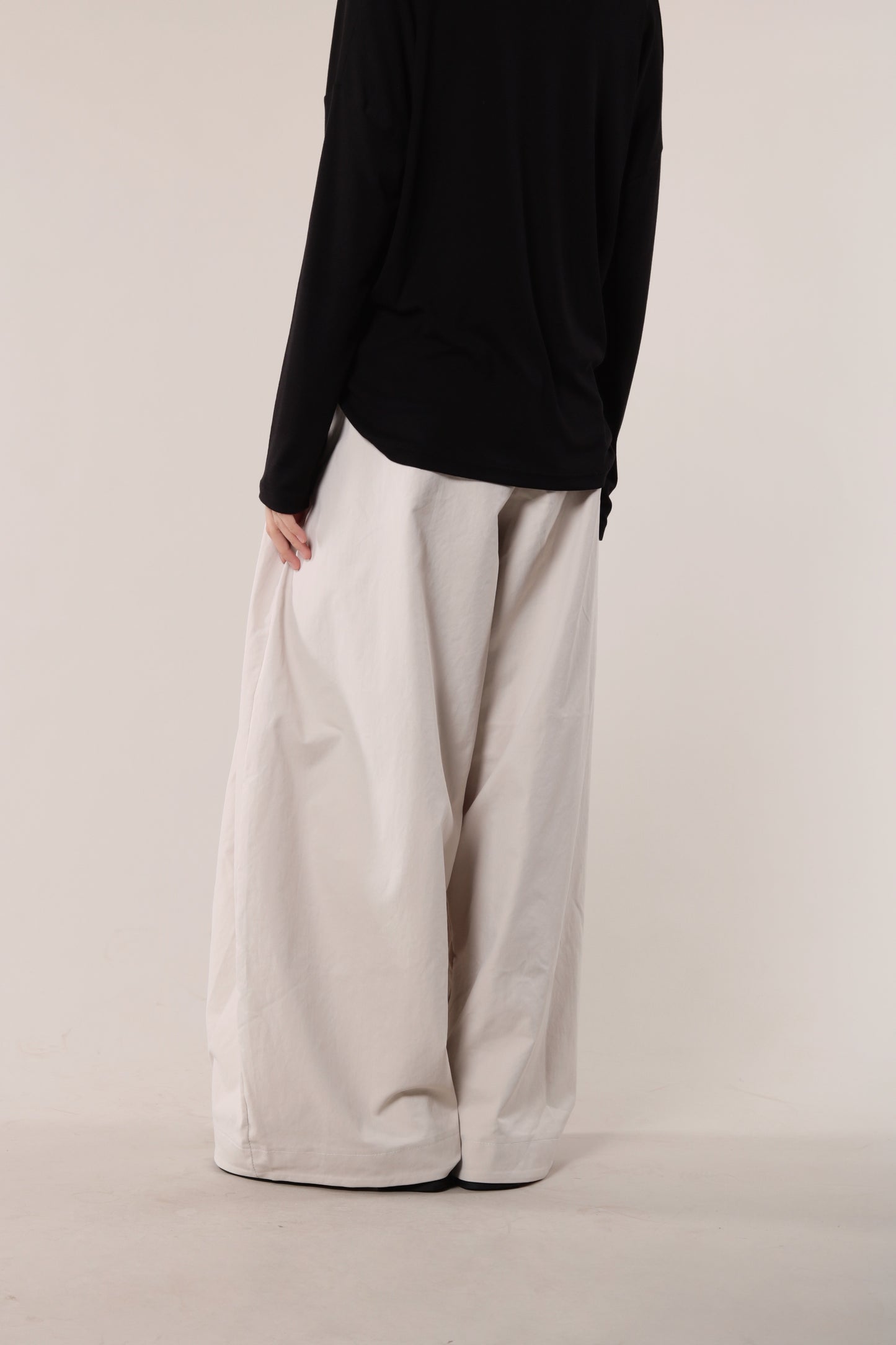 Ari Pants (Light Beige)