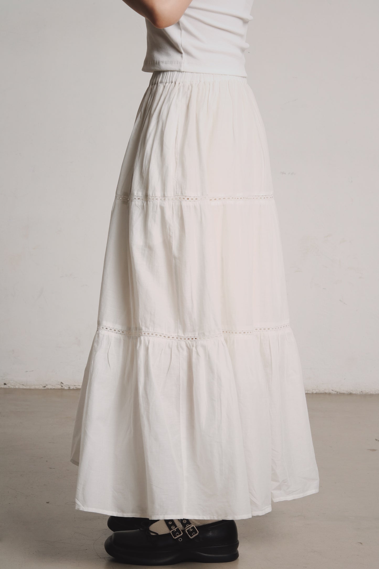 Doll Tiered Skirt (White)