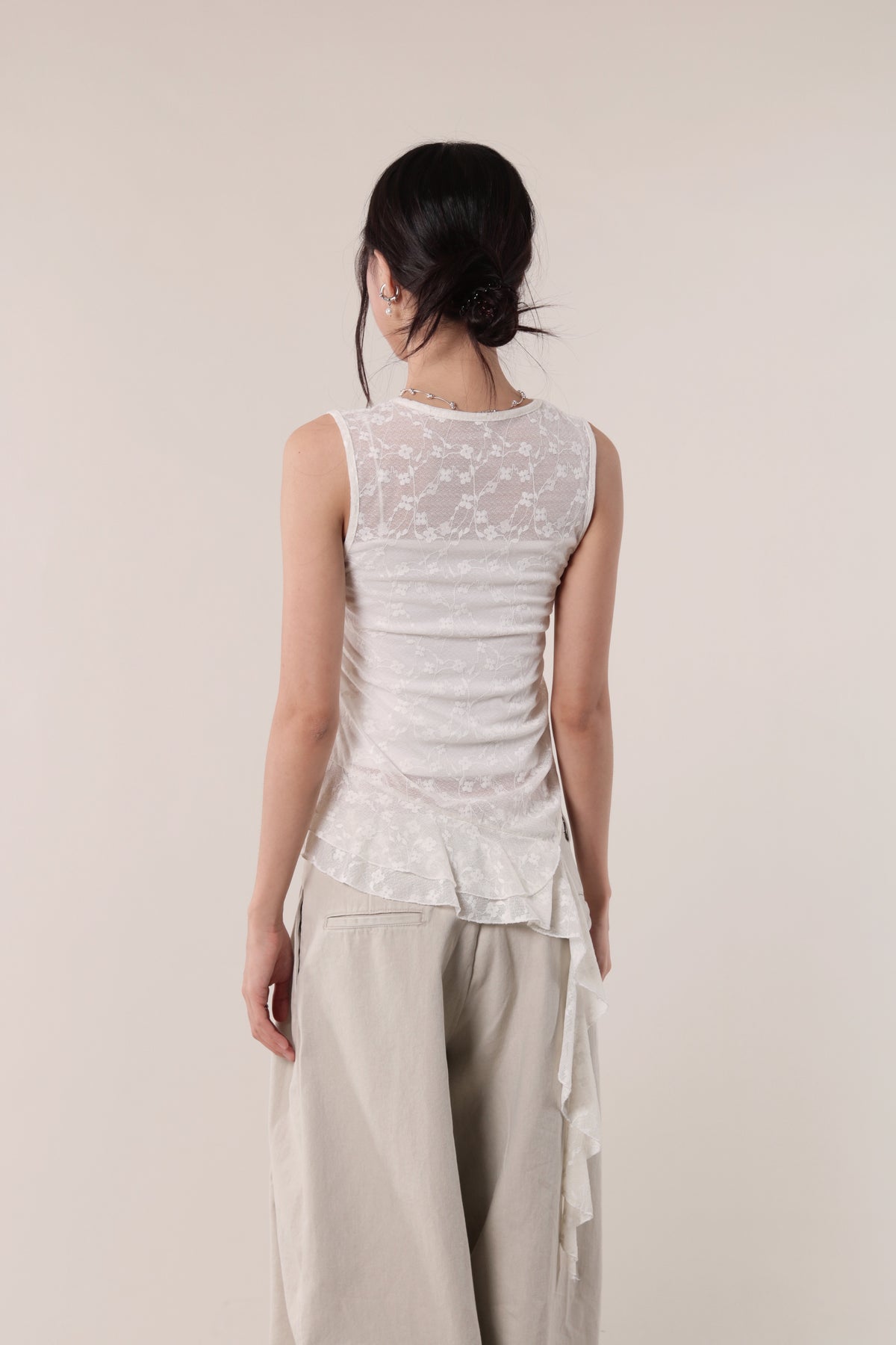 Mesh Flower Sleeveless Top (Ivory)