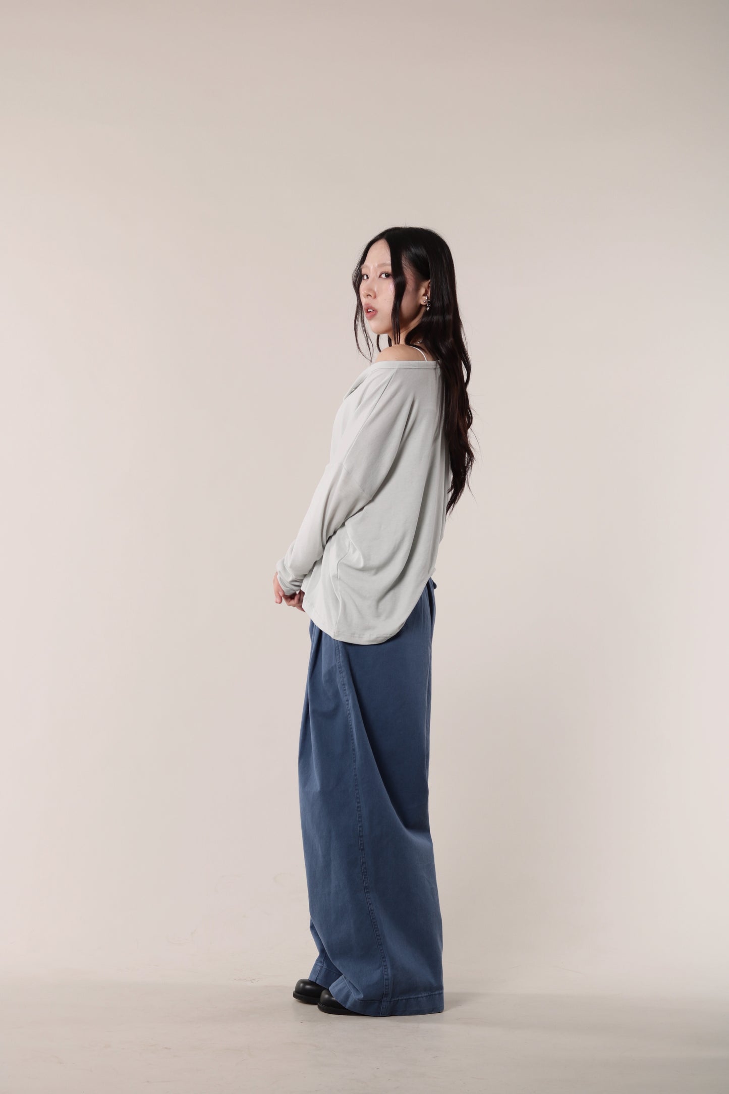 Lazy Button Long Tee (Mint Grey)