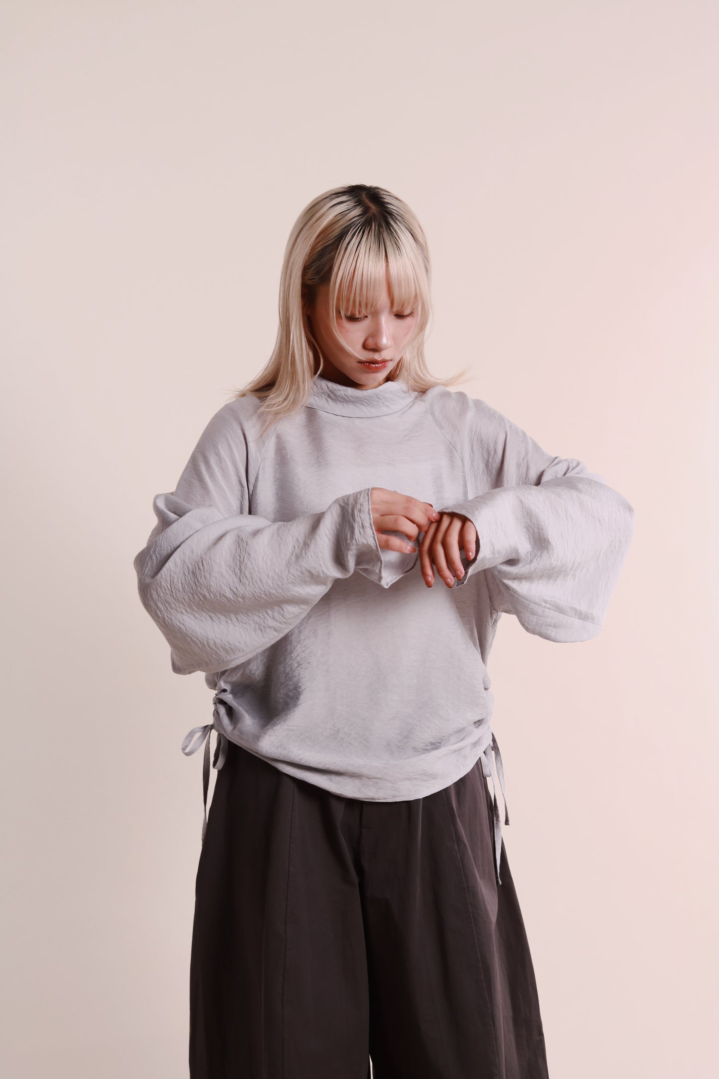 Doll Gathered Blouse (Grey Blue)