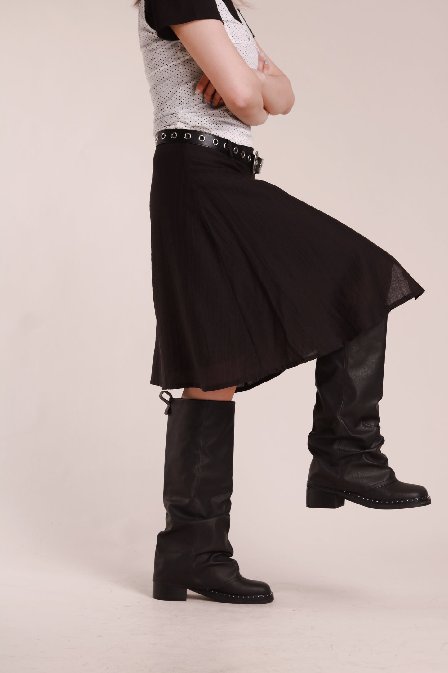 Asymmetric Mini Skirt (Black)