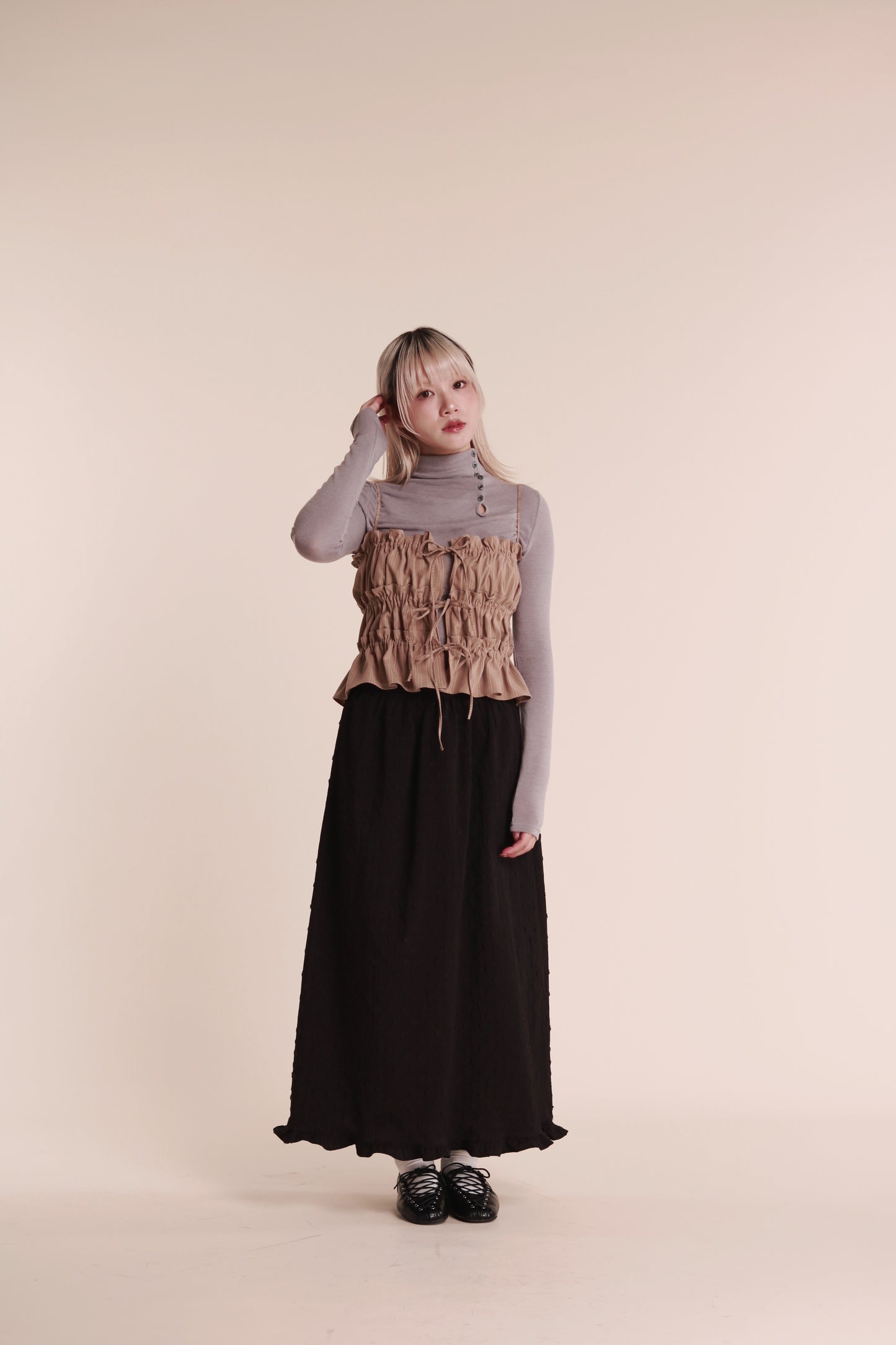 Gathered Ribbon Sleeveless Top (Beige)