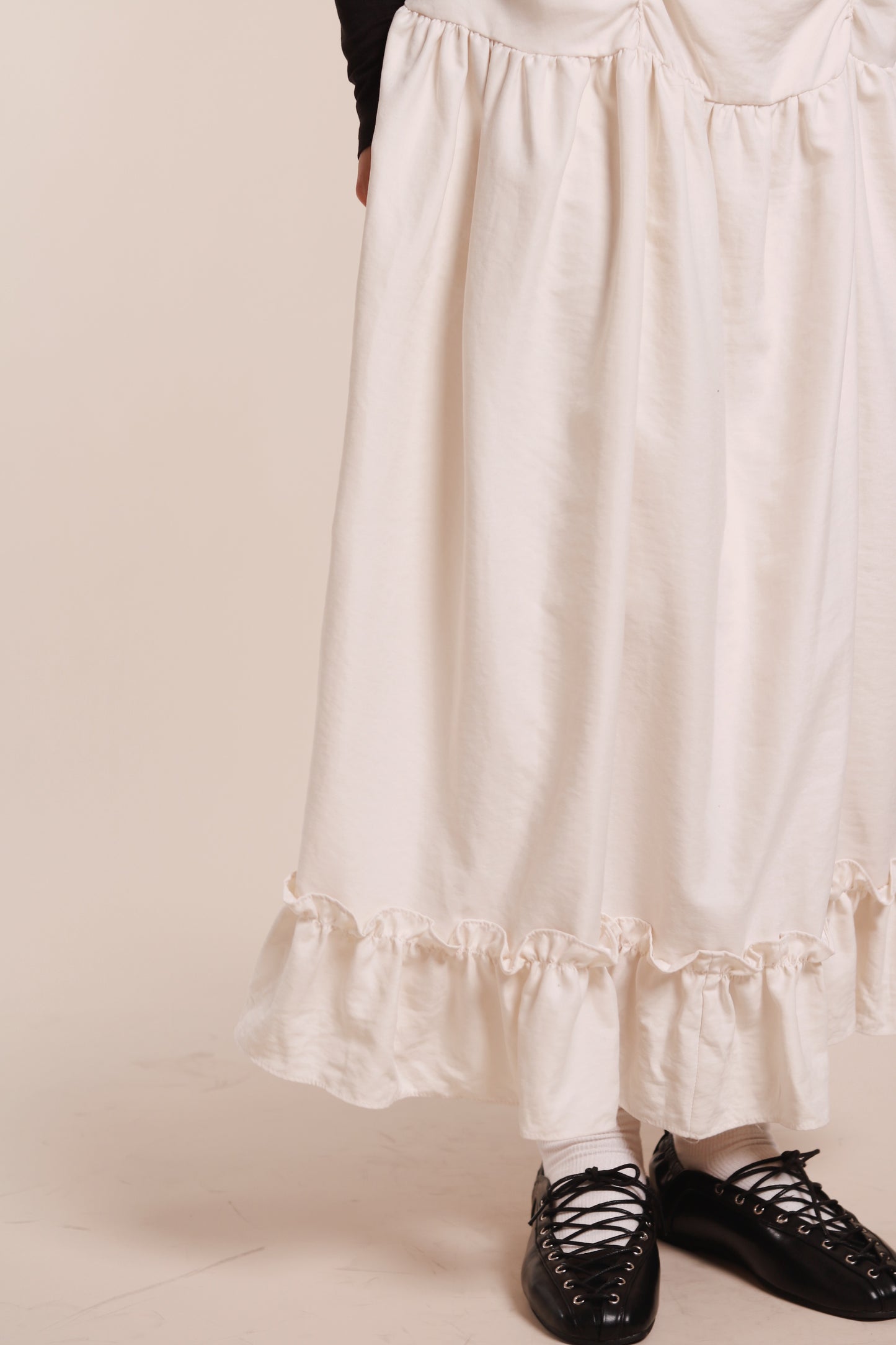 Doll Gathered Ruffle Dress (Ivory)