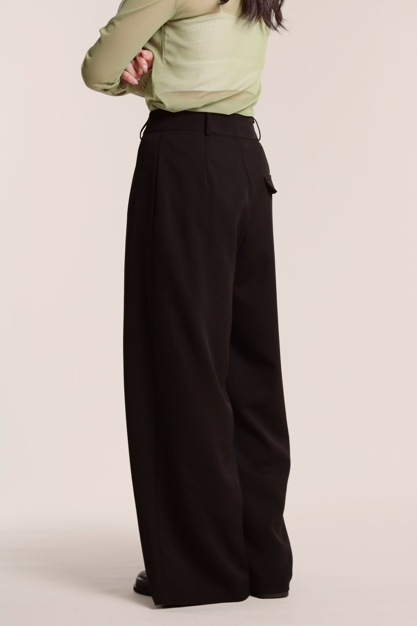 Spring Pleat Pants (Black)