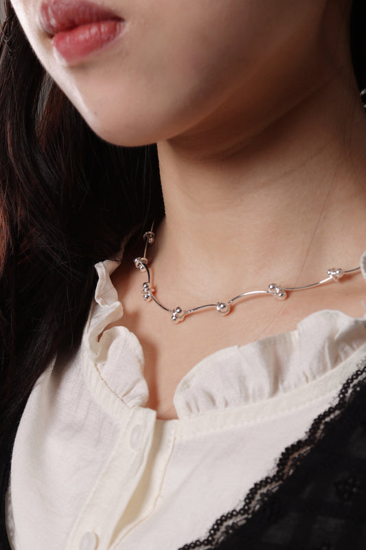 Dot Line Necklace