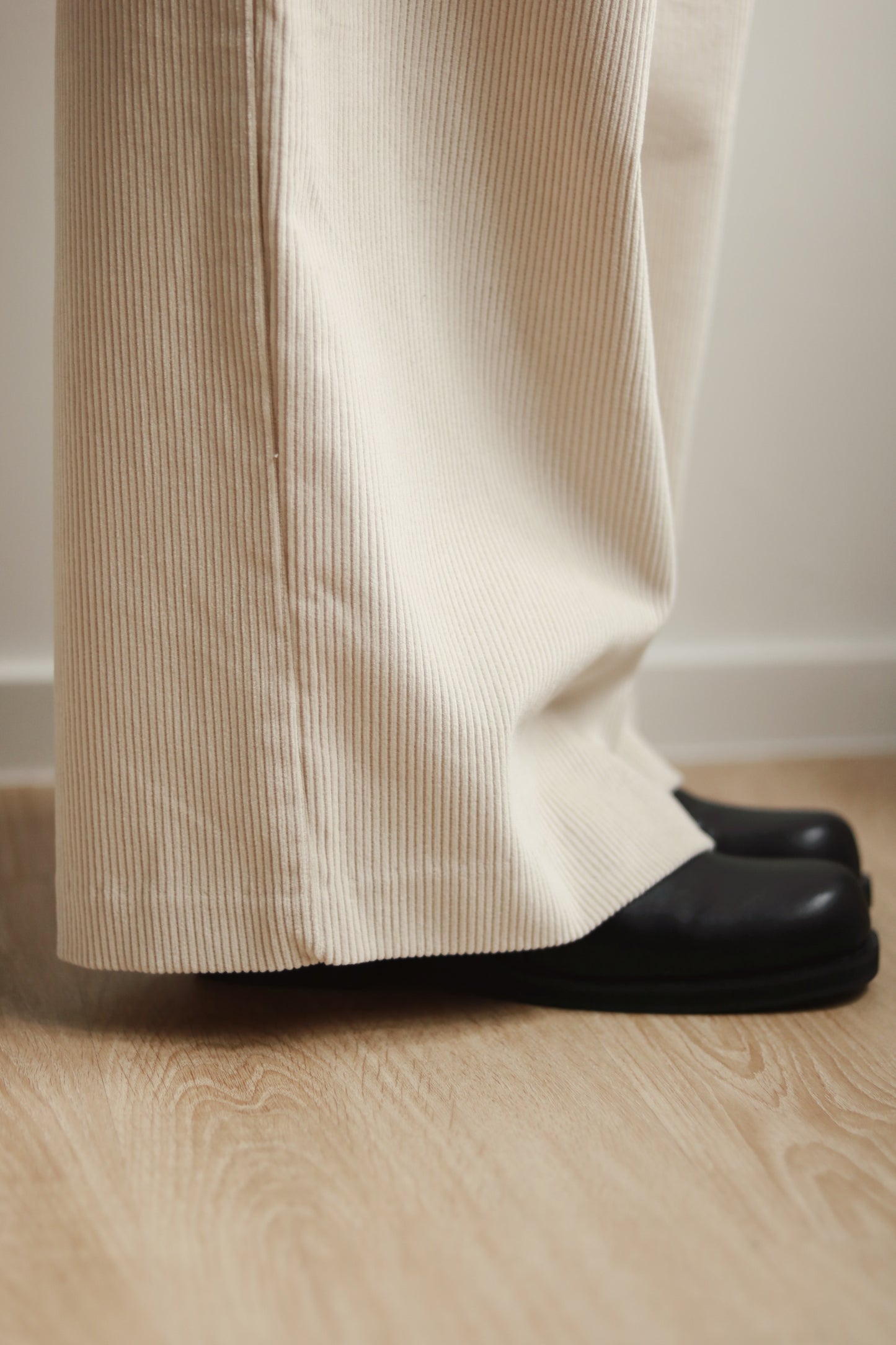 Corduroy Pants (Ivory)