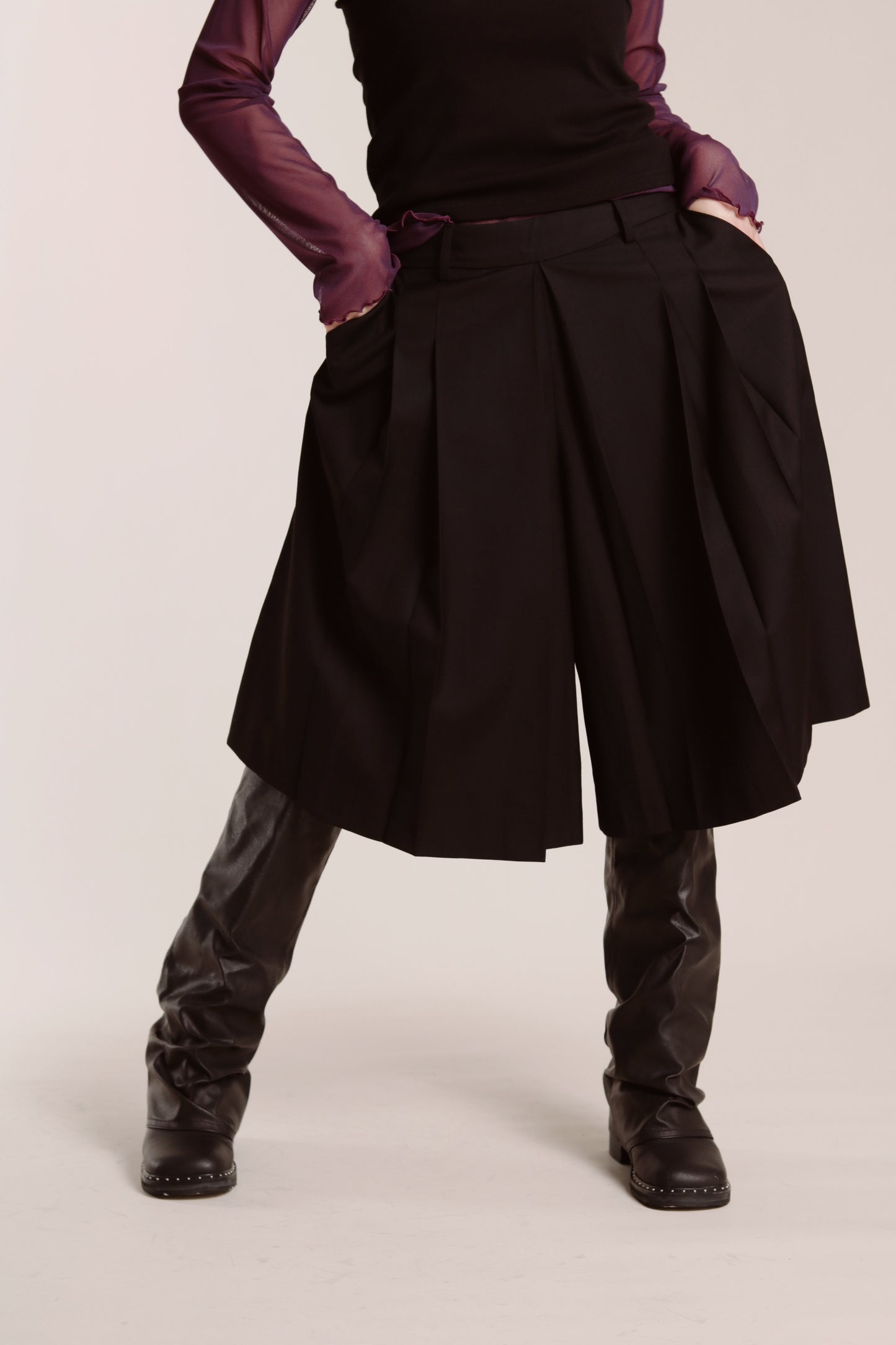 Layered Pleat Shorts (Black)