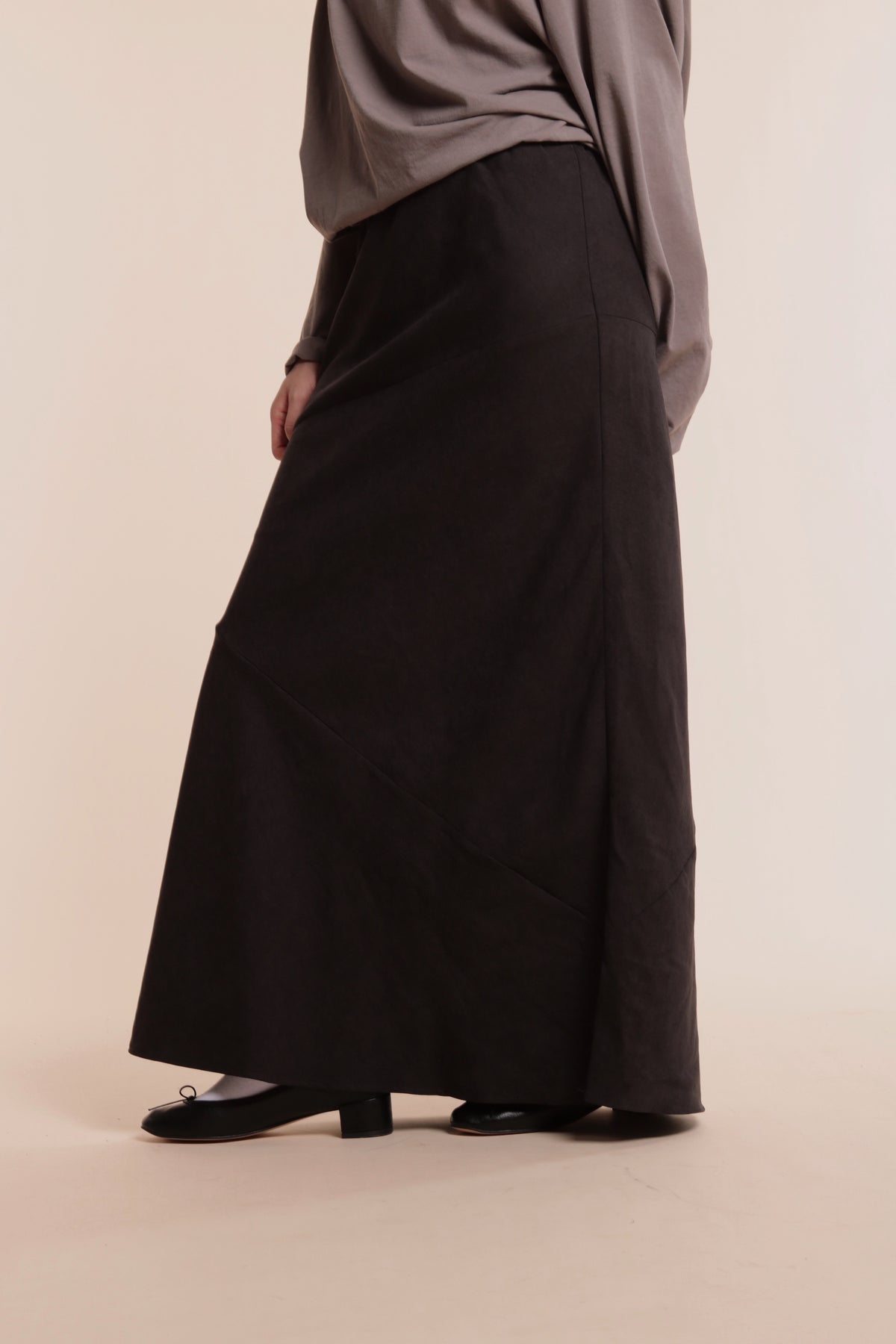 Winter Skirt (Black)