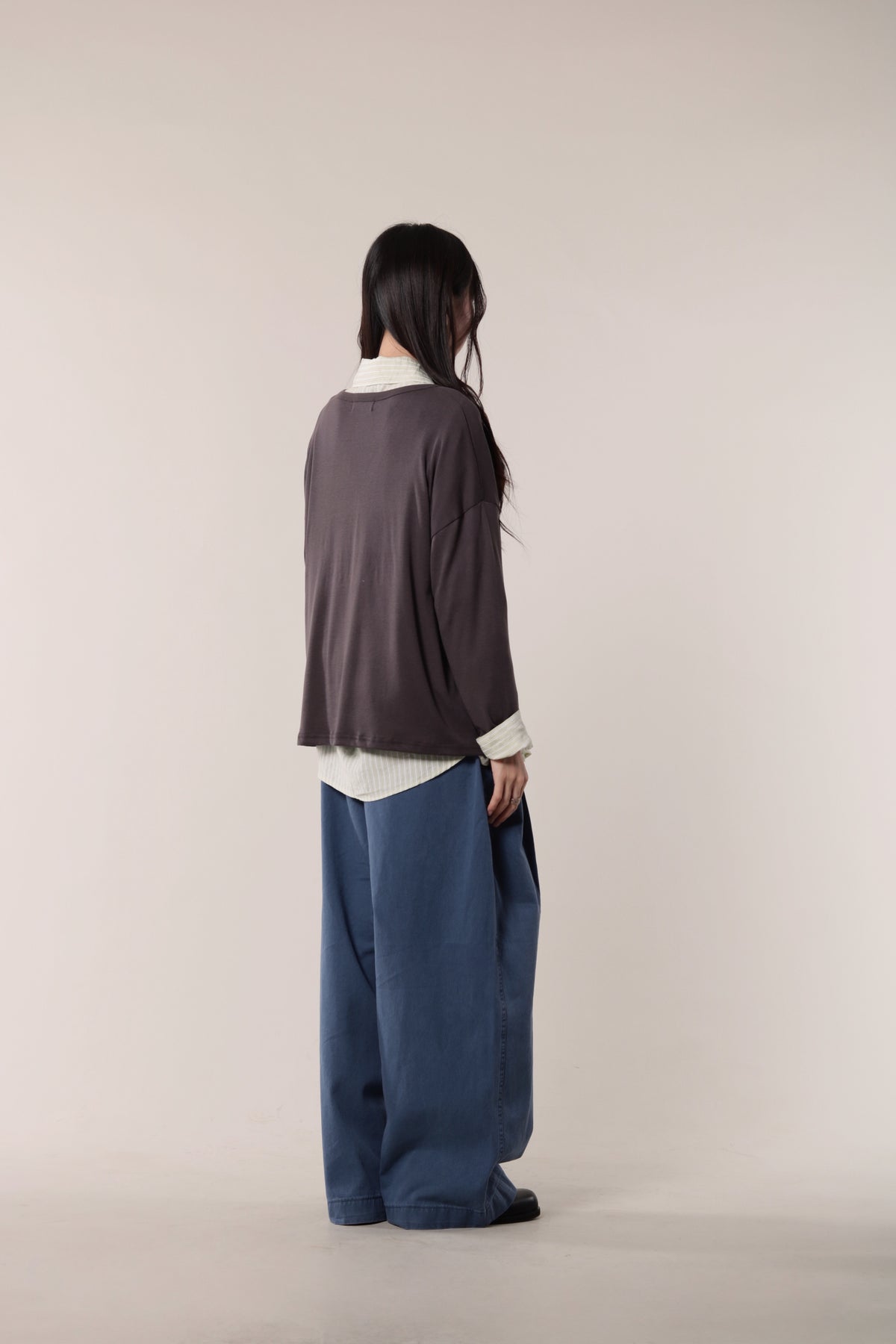 Lazy Button Long Tee (Charcoal)