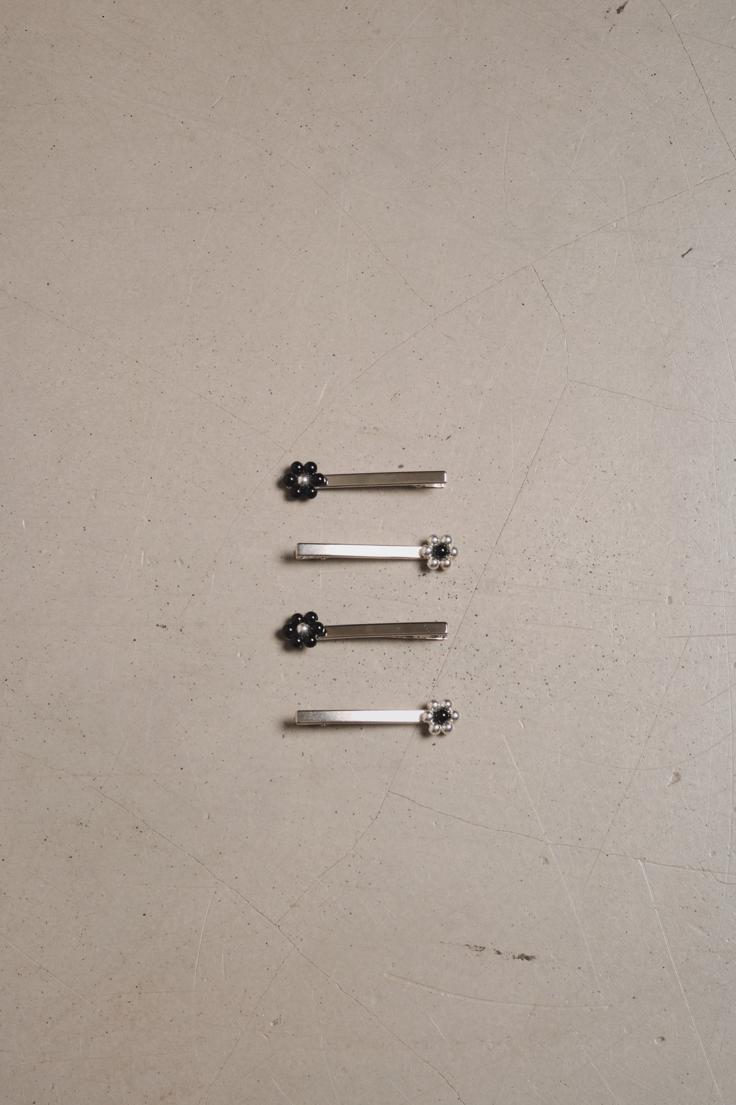Flower Hair Pin Set (Black/Silver)
