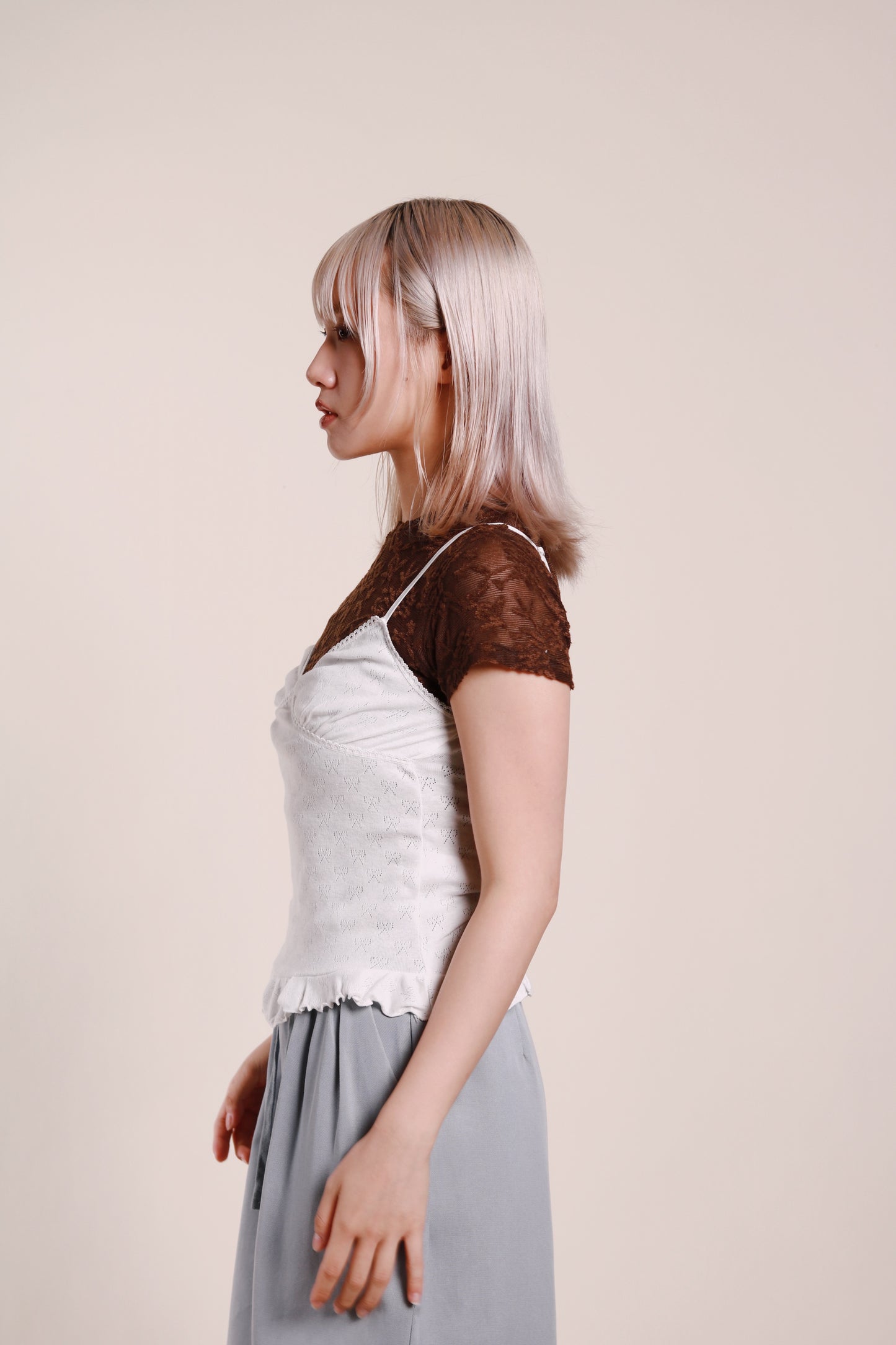 Ruffle Ribbon Sleeveless Top (White)