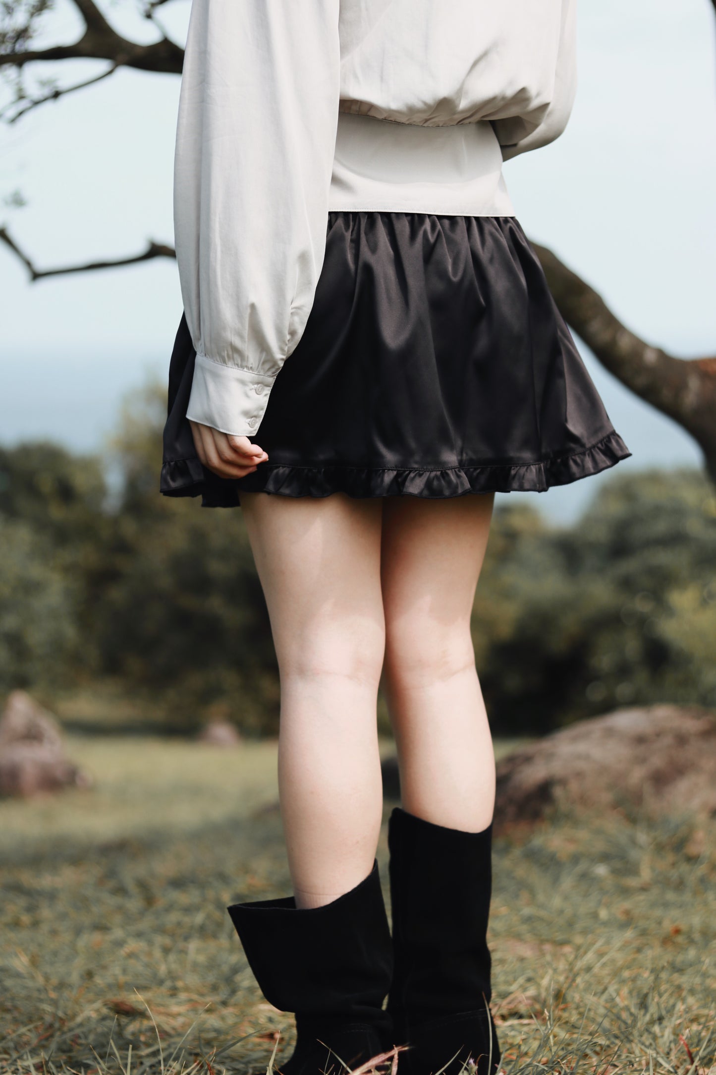 Doll Mini Ruffle Skirt (Black)