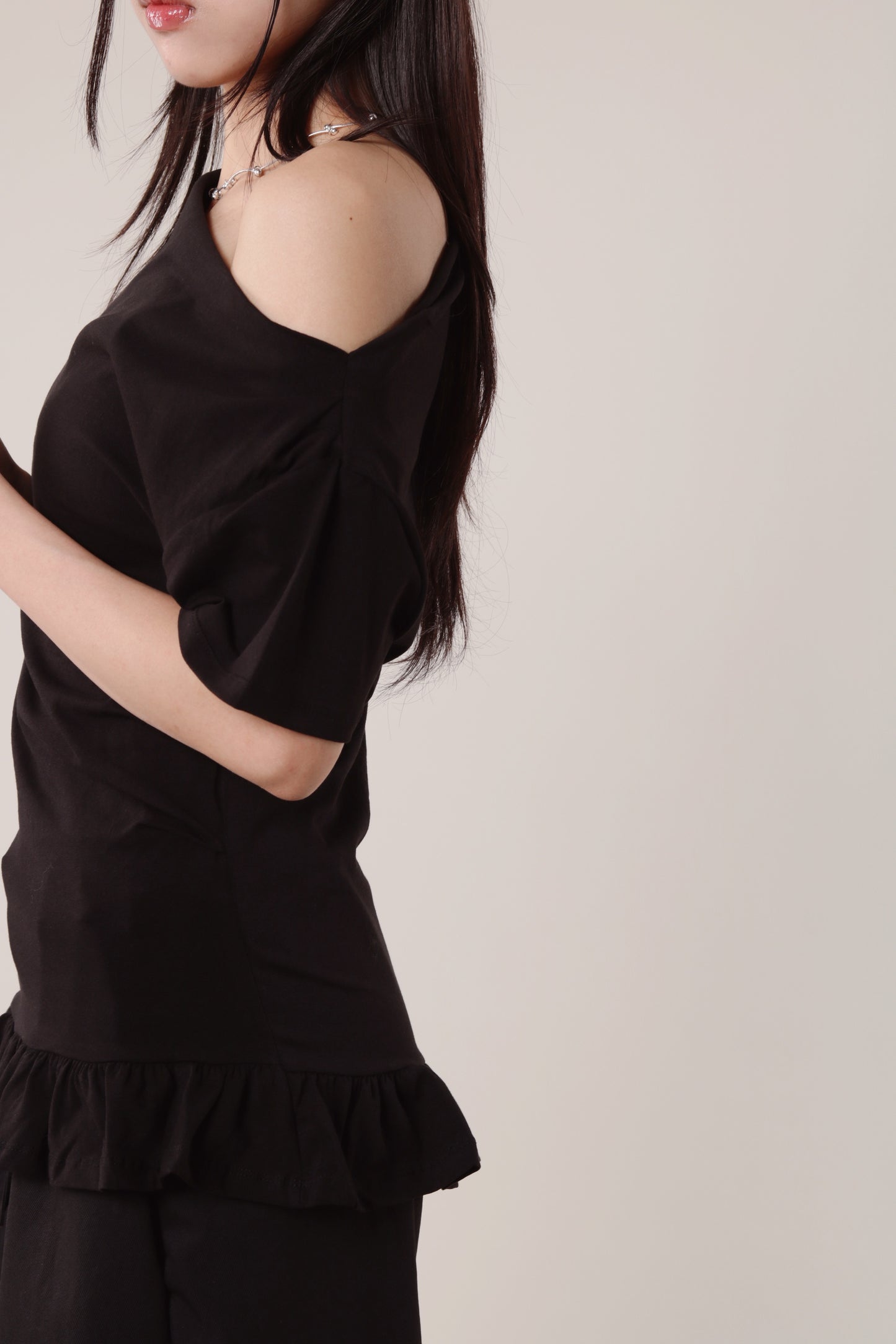 Ruffle Top (Black)