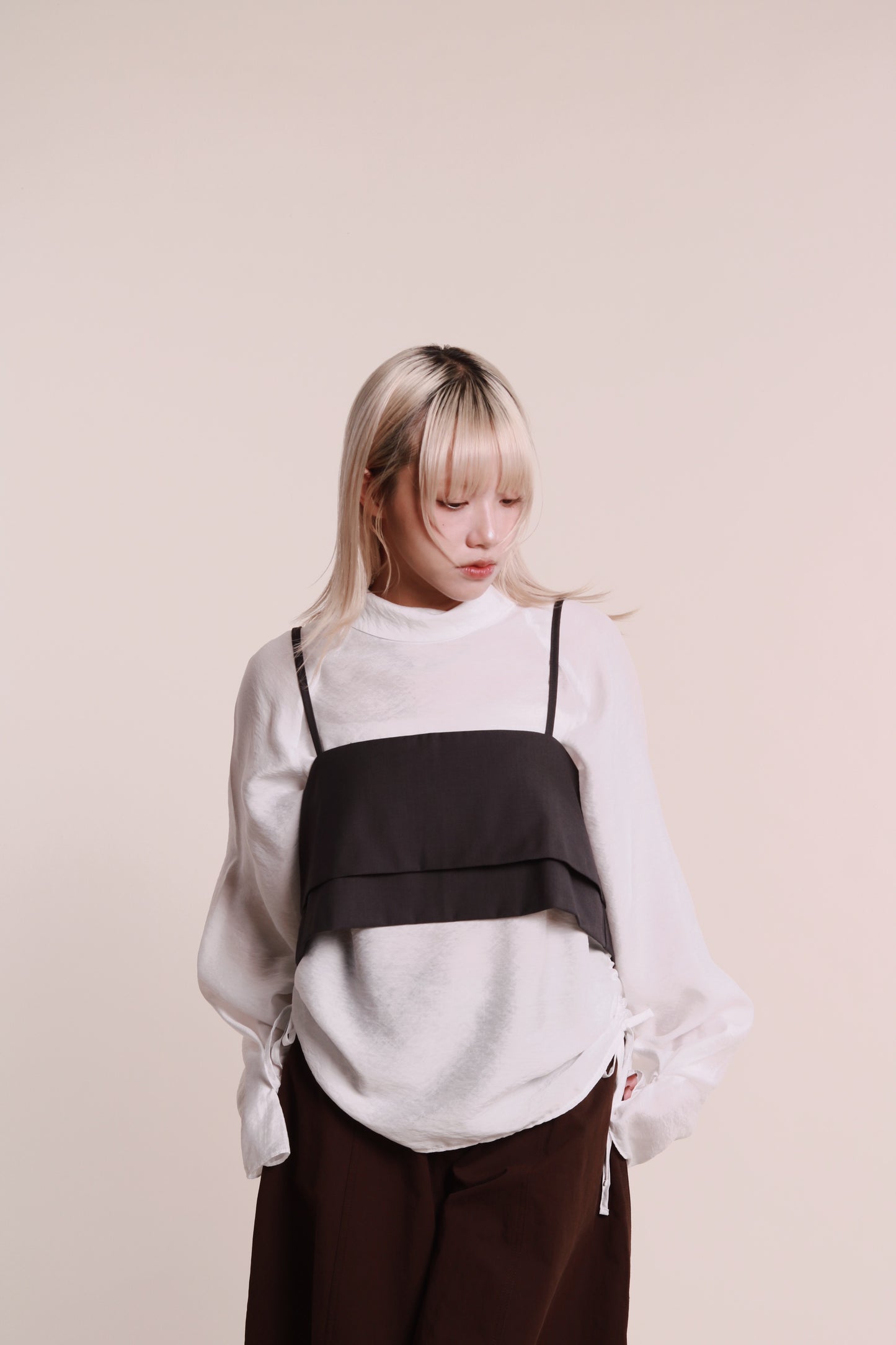 Doll Gathered Blouse (White)