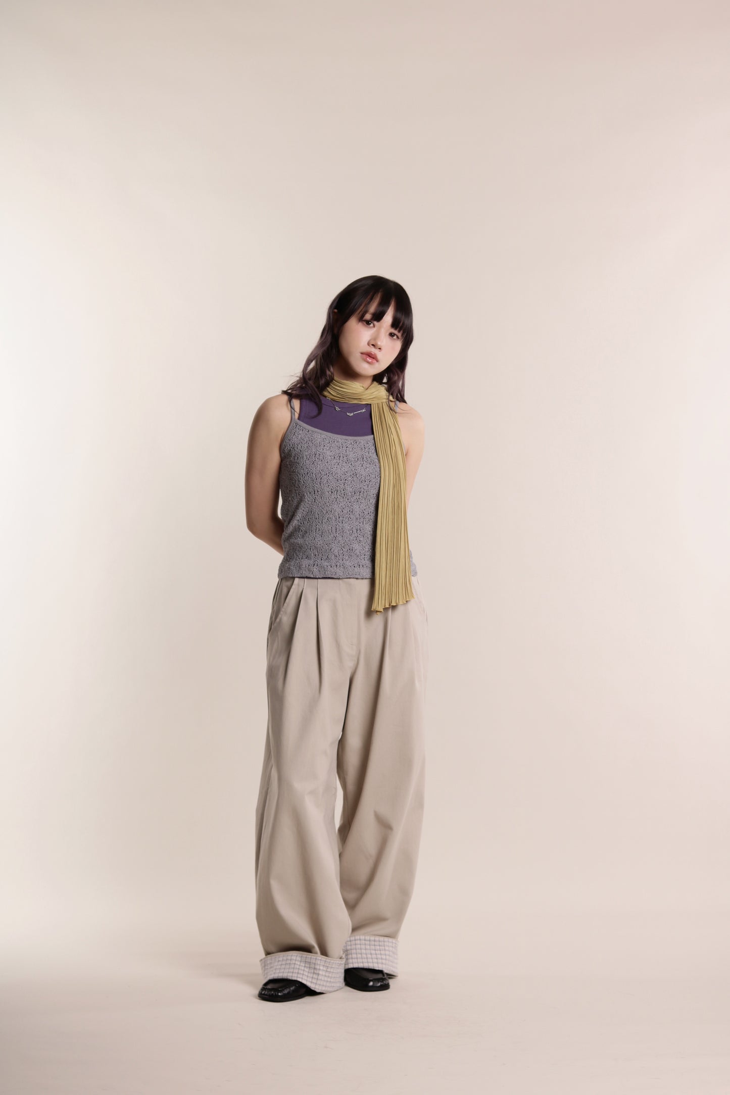 Check Detail Pleated Pants (Beige)