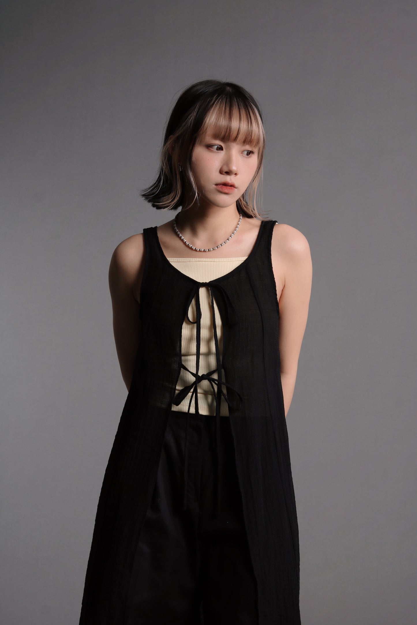 Ribbon Vest (Black)