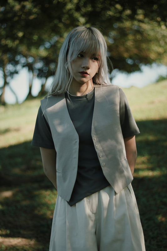 Classic Vest (Beige)